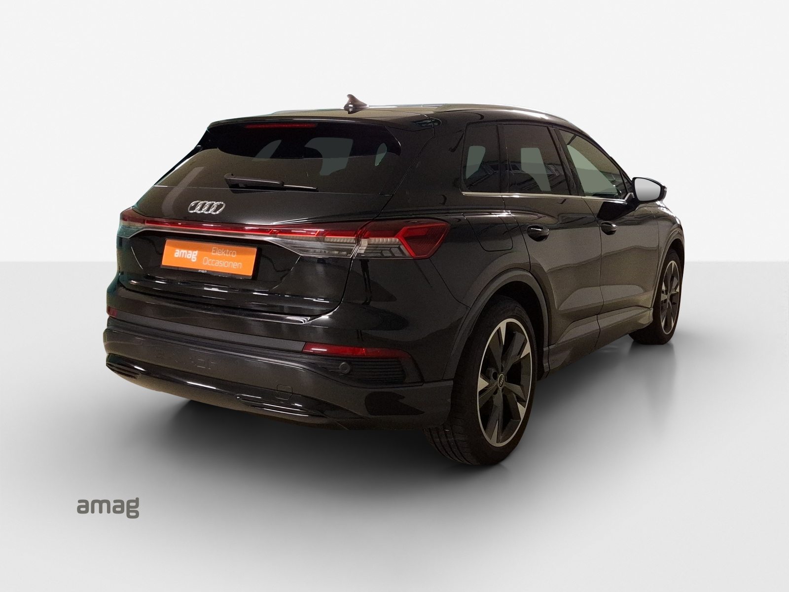 AUDI Q4 50 e-tron quattro, Électrique, Occasion / Utilisé, Automatique - 6