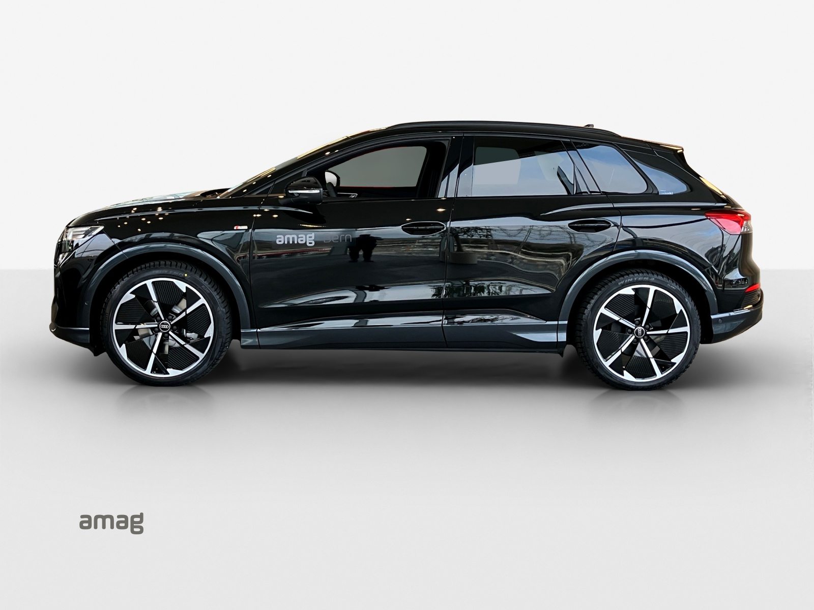 AUDI Q4 45 e-tron quattro Edition Swiss-Ski, Électrique, Occasion / Utilisé, Automatique - 2