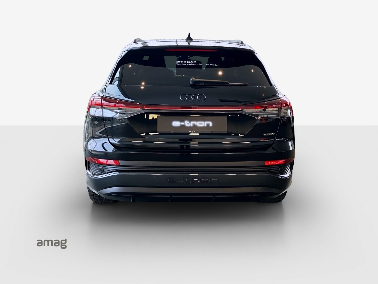 AUDI Q4 45 e-tron quattro Edition Swiss-Ski, Électrique, Occasion / Utilisé, Automatique - 4