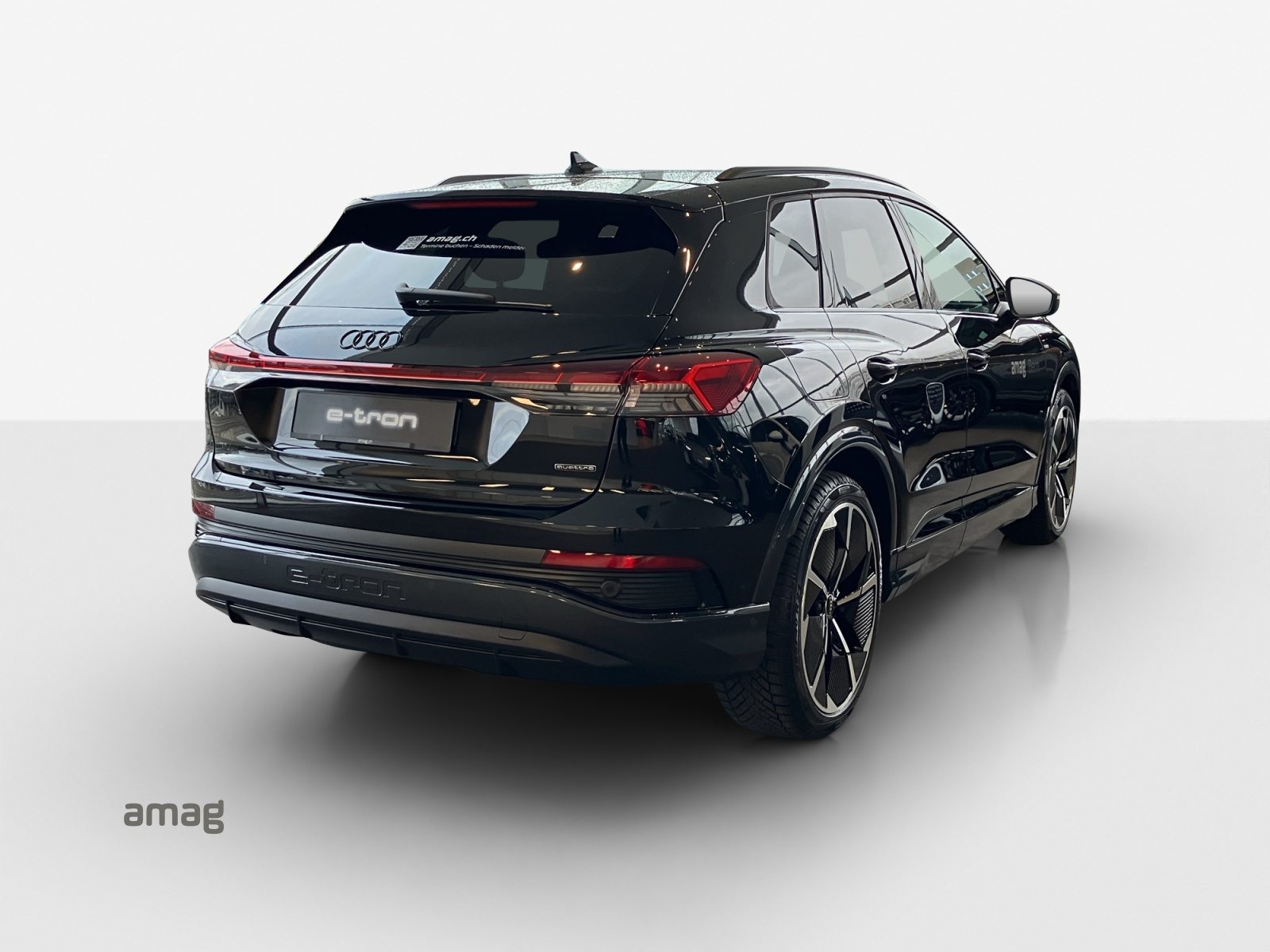 AUDI Q4 45 e-tron quattro Edition Swiss-Ski, Électrique, Occasion / Utilisé, Automatique - 5