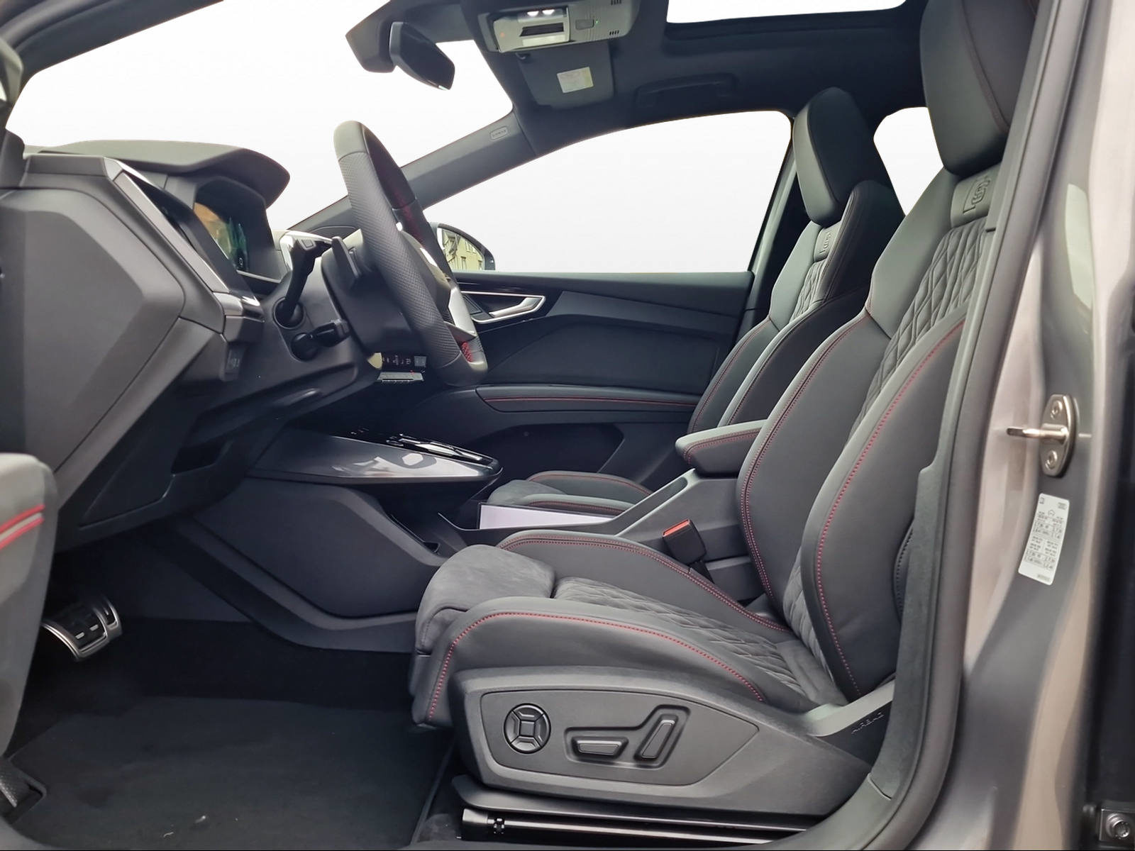 AUDI Q4 45 e-tron quattro Edition Swiss-Ski, Elettrica, Occasioni / Usate, Automatico - 7