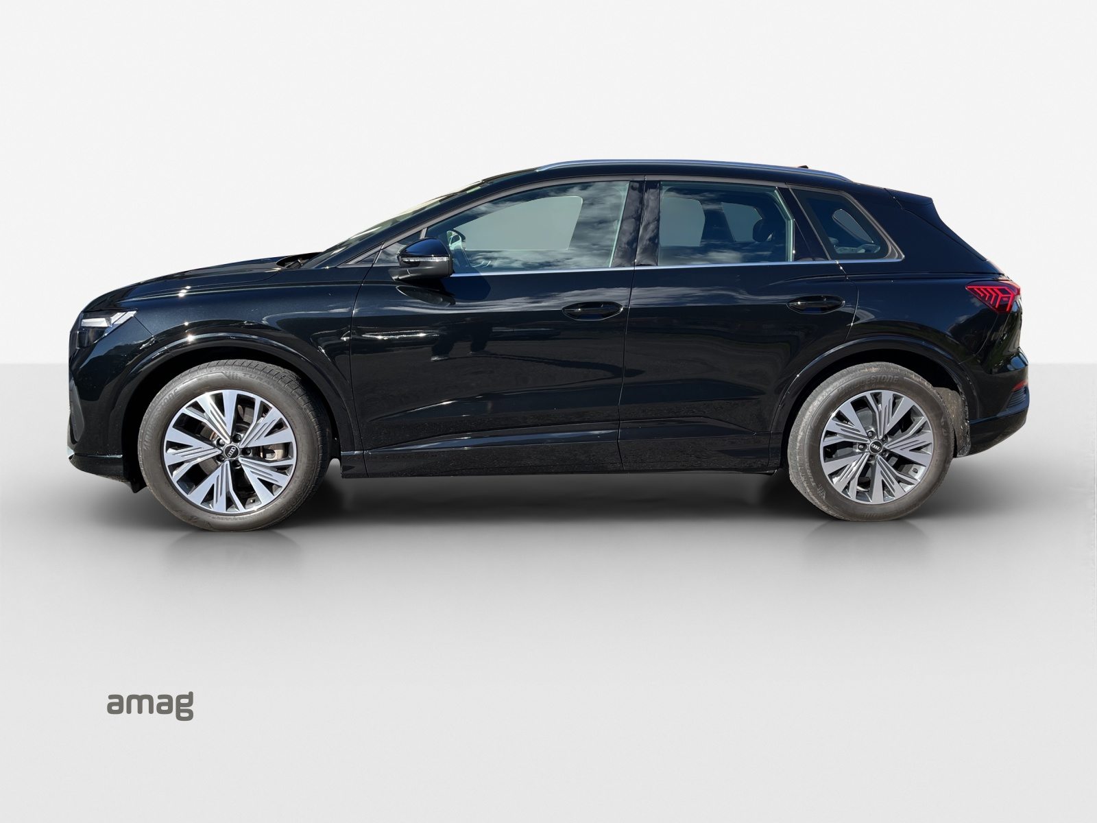 AUDI Q4 50 e-tron quattro, Électrique, Occasion / Utilisé, Automatique - 2