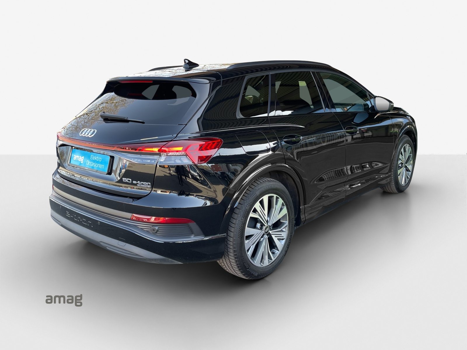 AUDI Q4 50 e-tron quattro, Électrique, Occasion / Utilisé, Automatique - 6