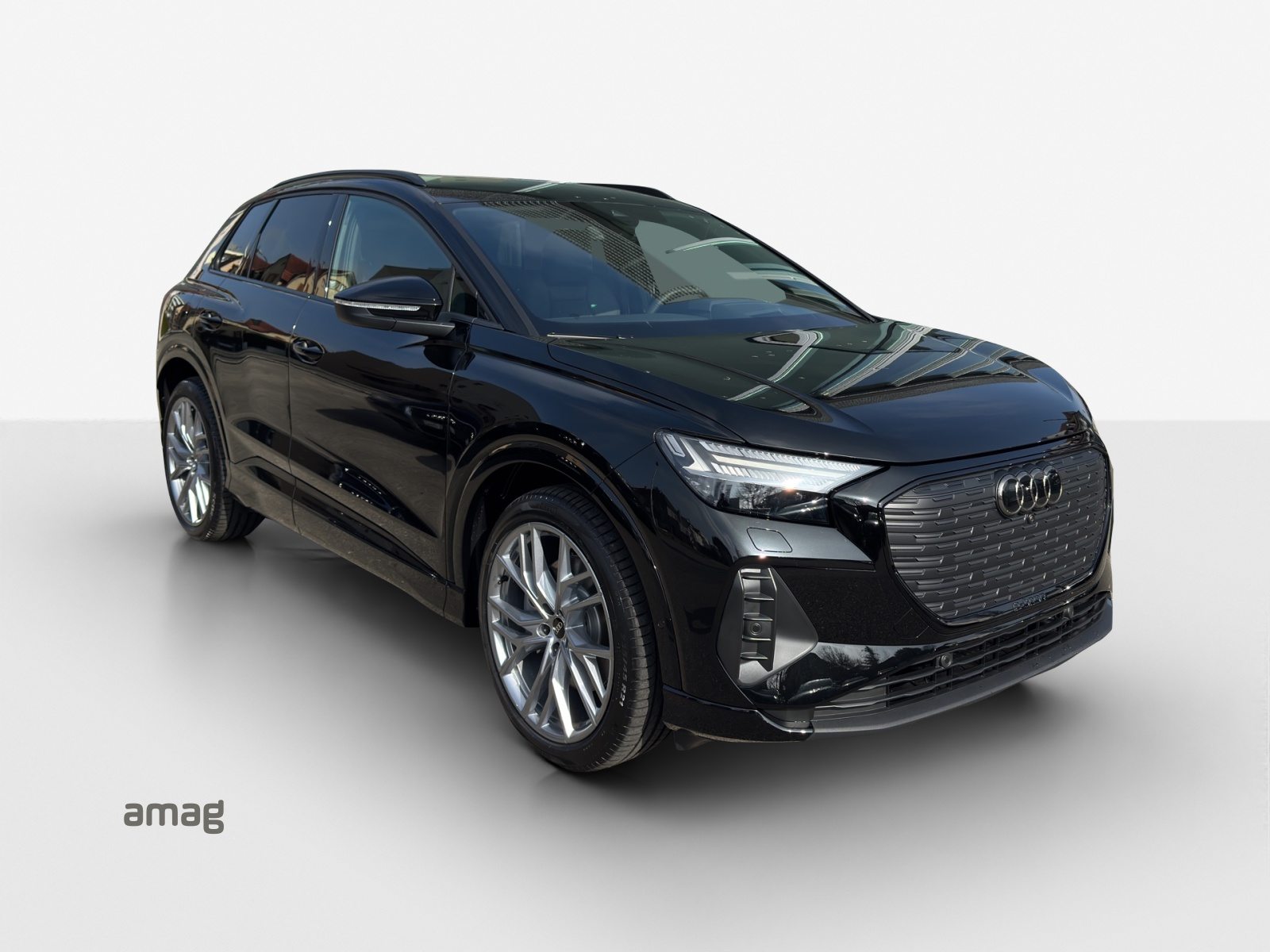 AUDI Q4 45 e-tron quattro Edition Swiss-Ski, Électrique, Occasion / Utilisé, Automatique - 5