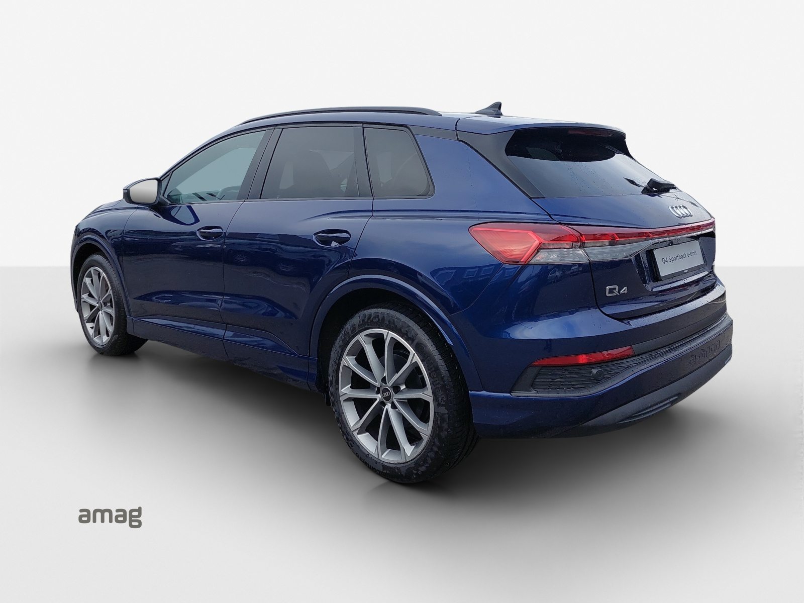 AUDI Q4 40 e-tron, Electric, Second hand / Used, Automatic - 3