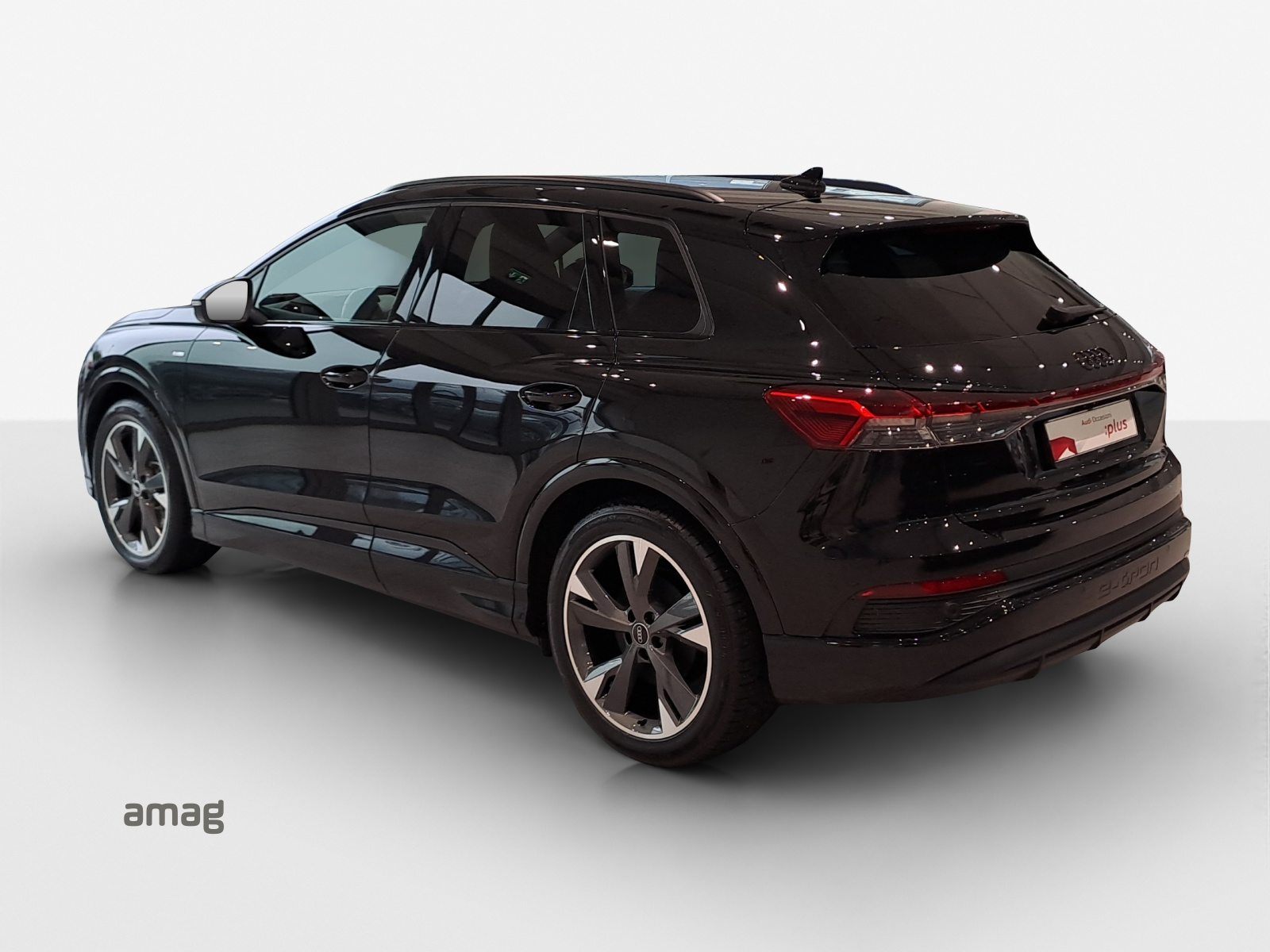 AUDI Q4 40 e-tron, Elektro, Occasion / Gebraucht, Automatik - 4