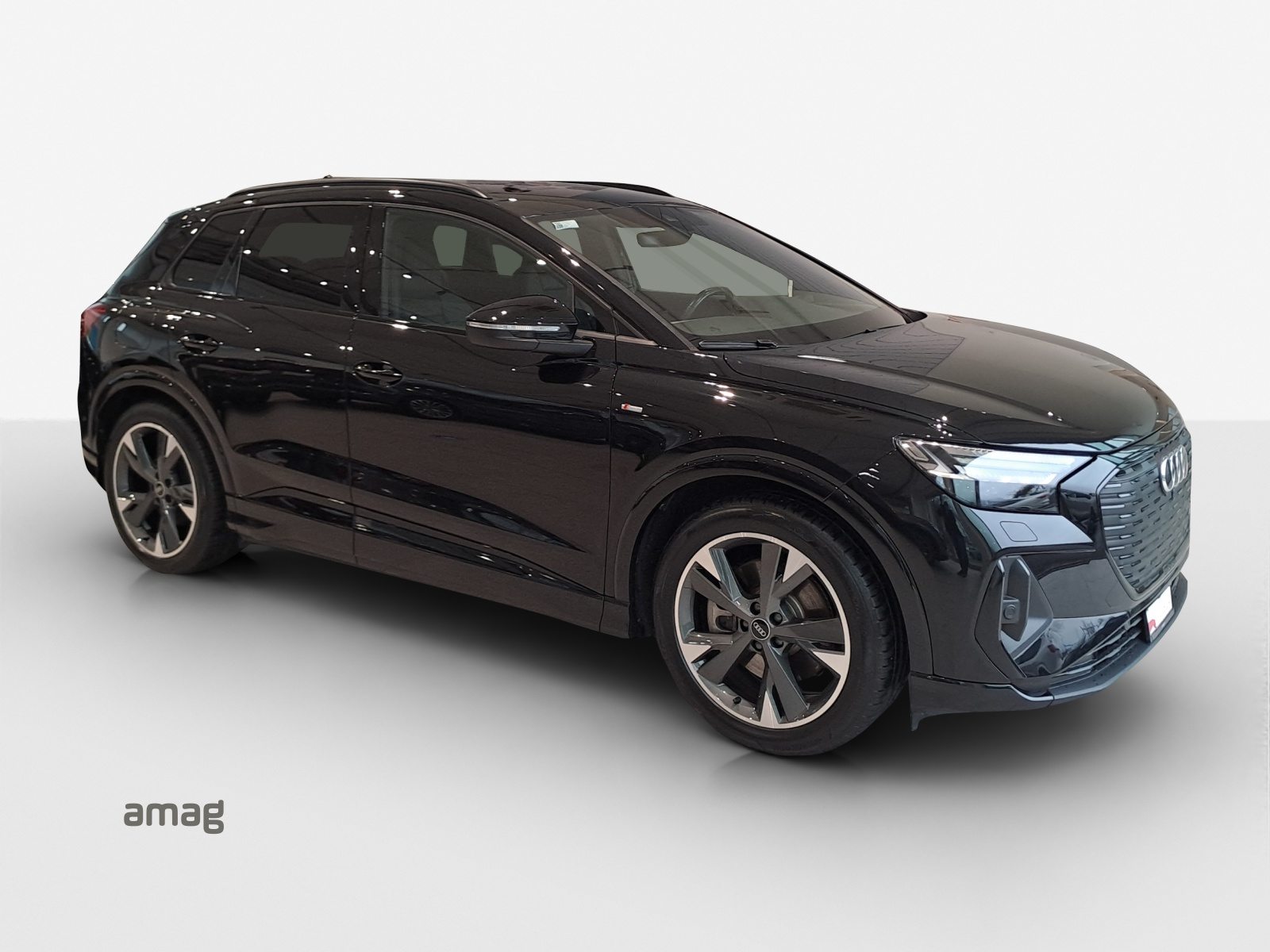 AUDI Q4 40 e-tron, Elektro, Occasion / Gebraucht, Automatik - 7