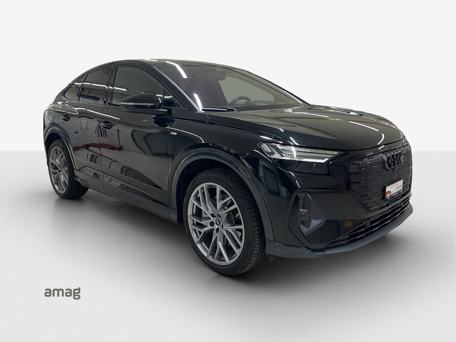 AUDI Q4 SB 55 e-tron quattro, Électrique, Occasion / Utilisé, Automatique - 7