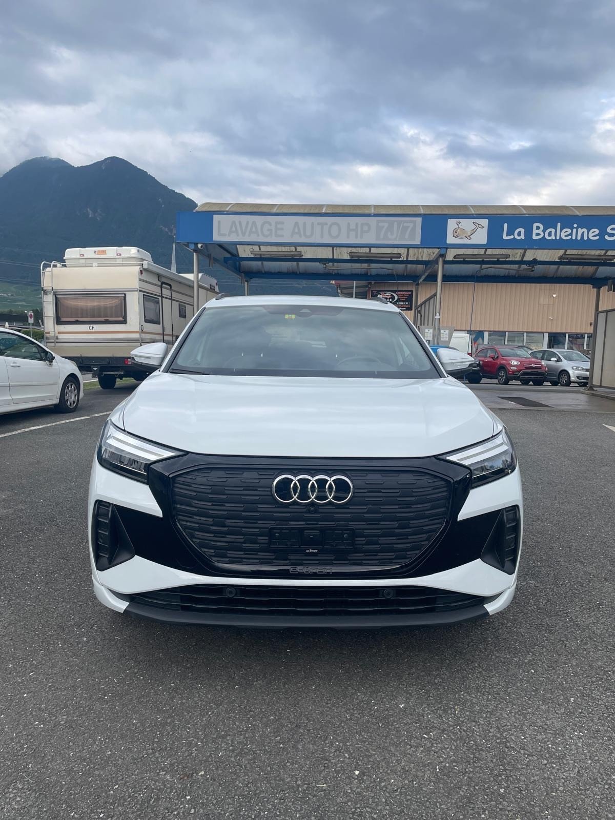 AUDI Q4 e-tron 35, Electric, Second hand / Used, Automatic - 3