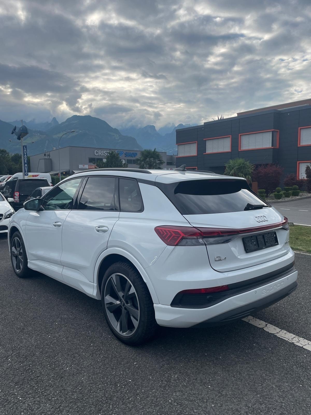 AUDI Q4 e-tron 35, Electric, Second hand / Used, Automatic - 6