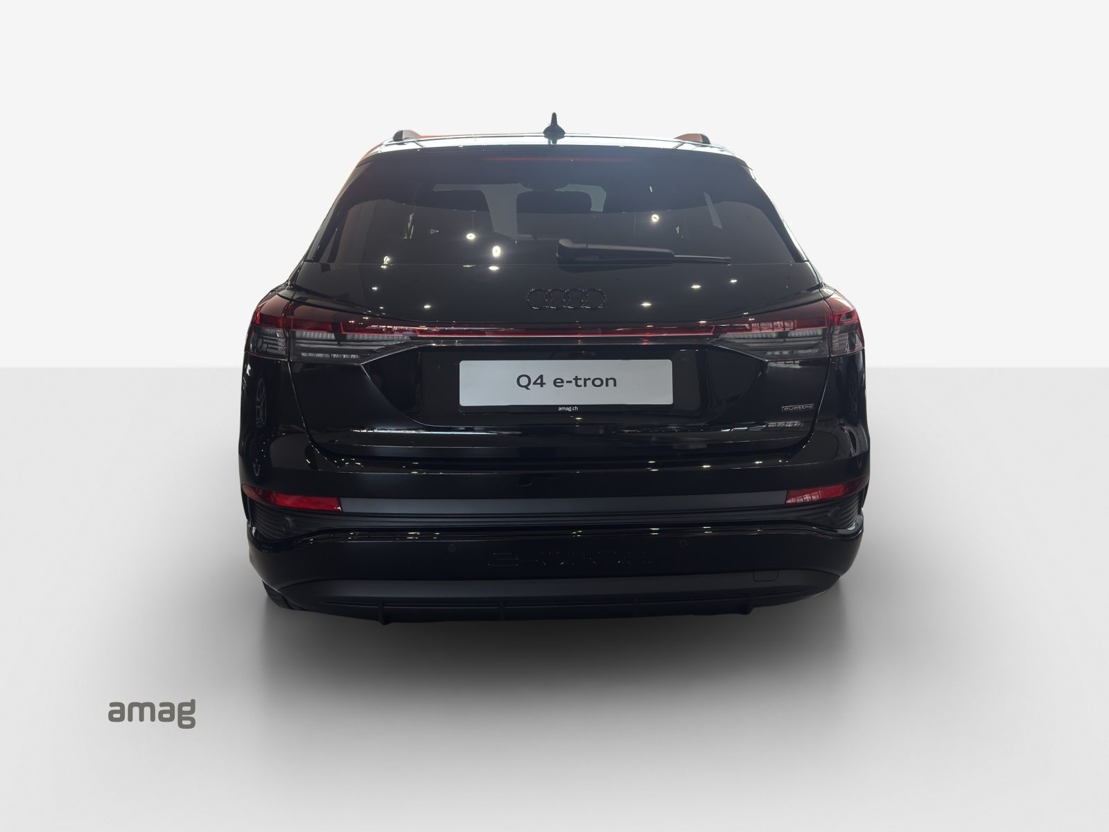 AUDI Q4 45 e-tron quattro Edition Swiss-Ski, Elektro, Occasion / Gebraucht, Automatik - 5