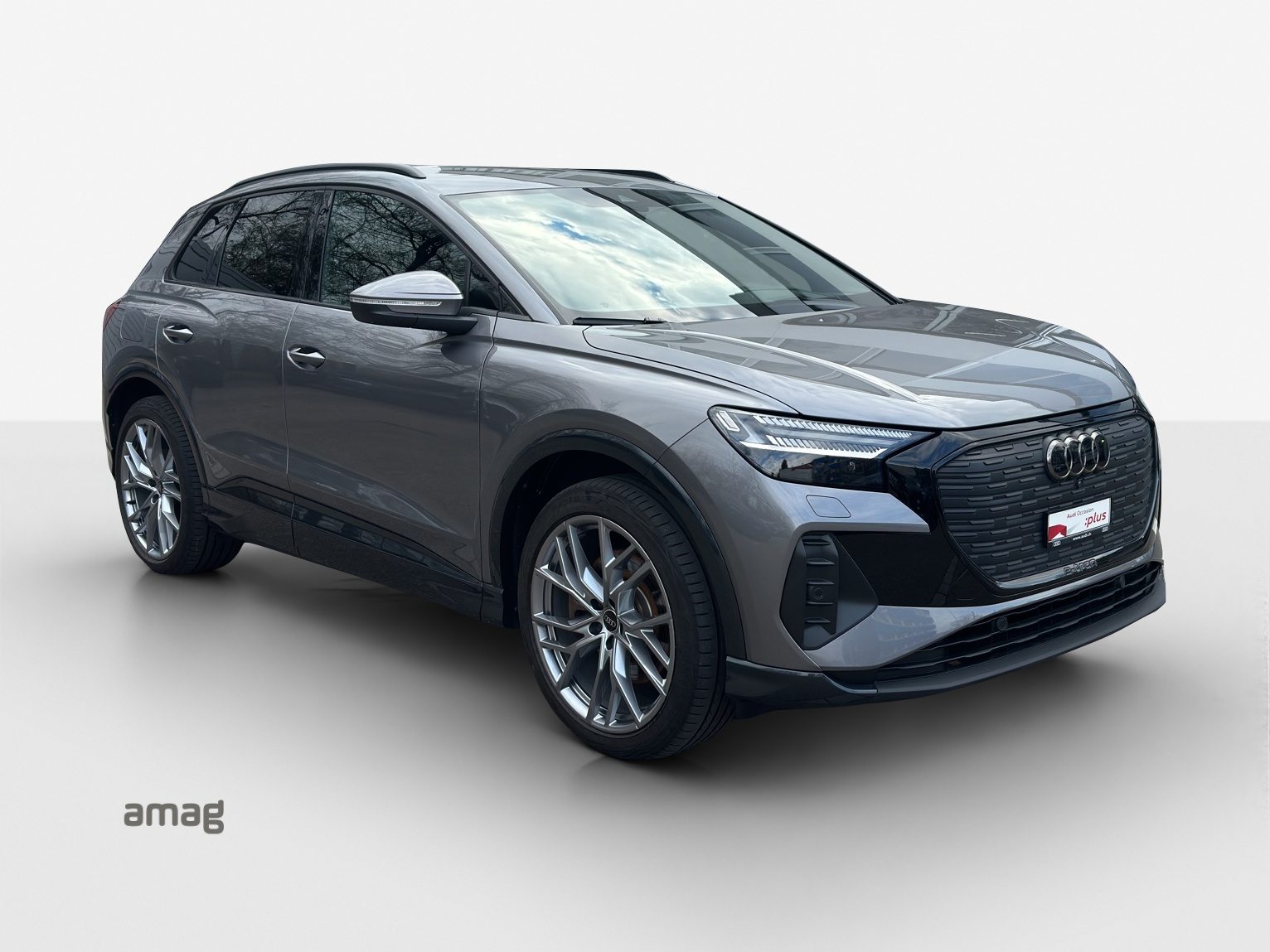 AUDI Q4 45 e-tron quattro Attraction, Elektro, Occasion / Gebraucht, Automatik - 7