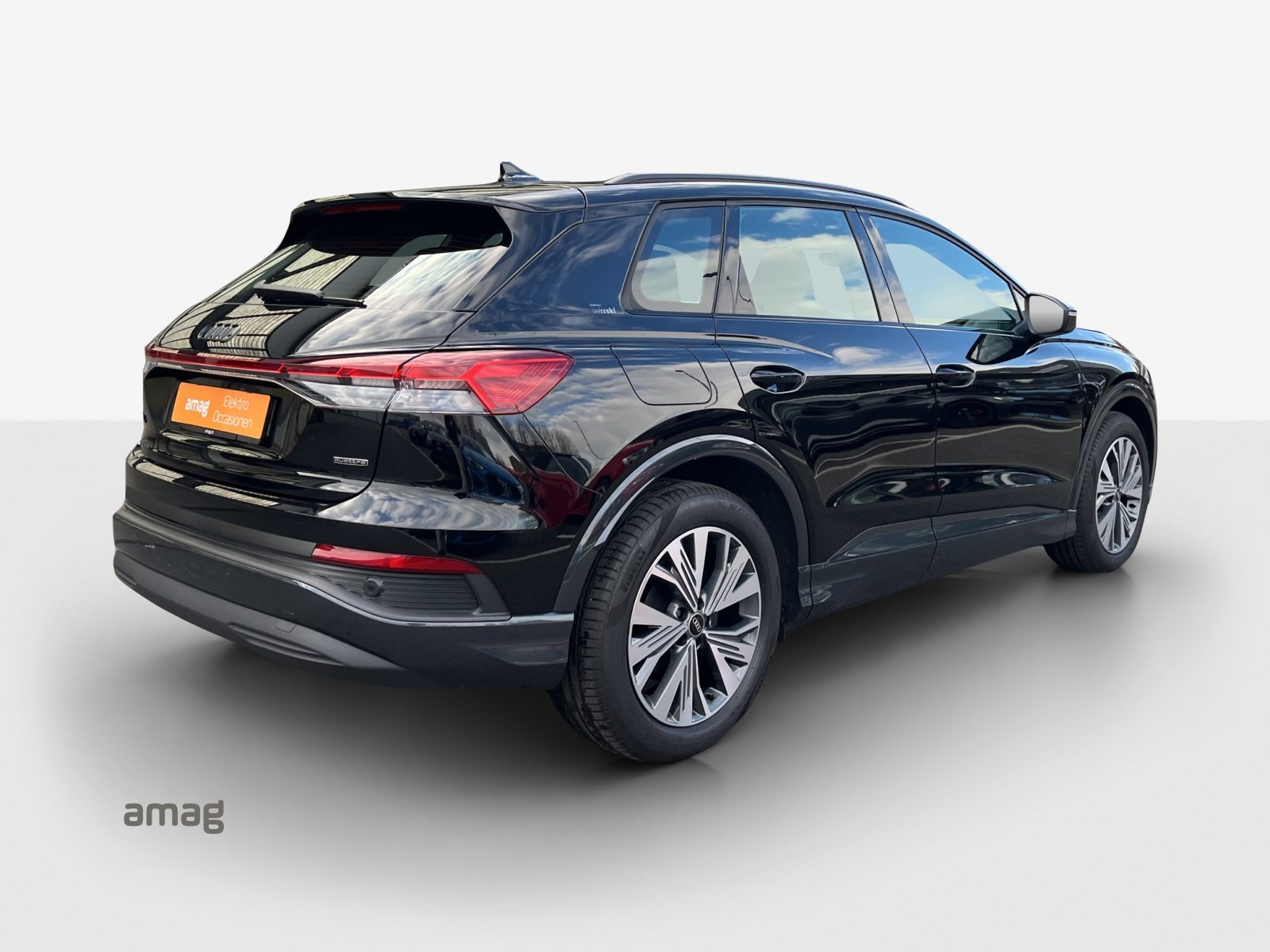 AUDI Q4 45 e-tron quattro Edition Swiss-Ski, Elektro, Occasion / Gebraucht, Automatik - 6