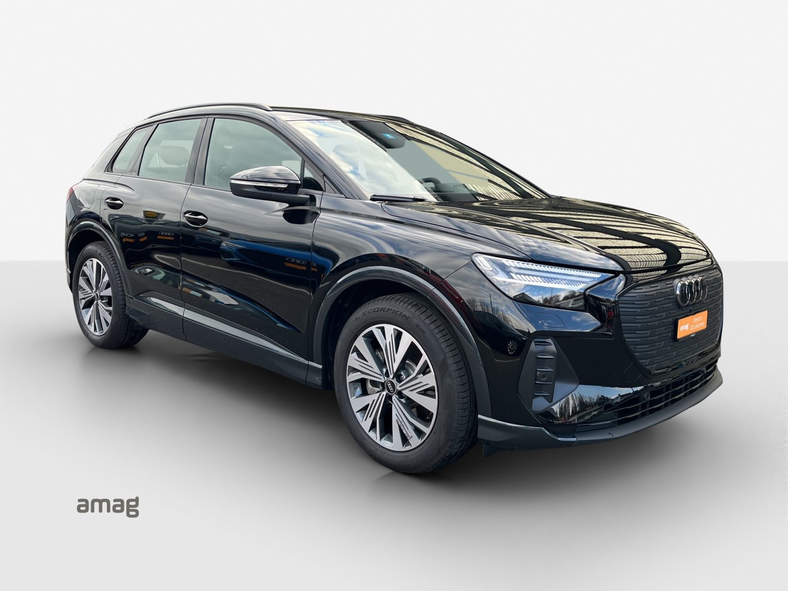 AUDI Q4 45 e-tron quattro Edition Swiss-Ski, Elektro, Occasion / Gebraucht, Automatik - 7