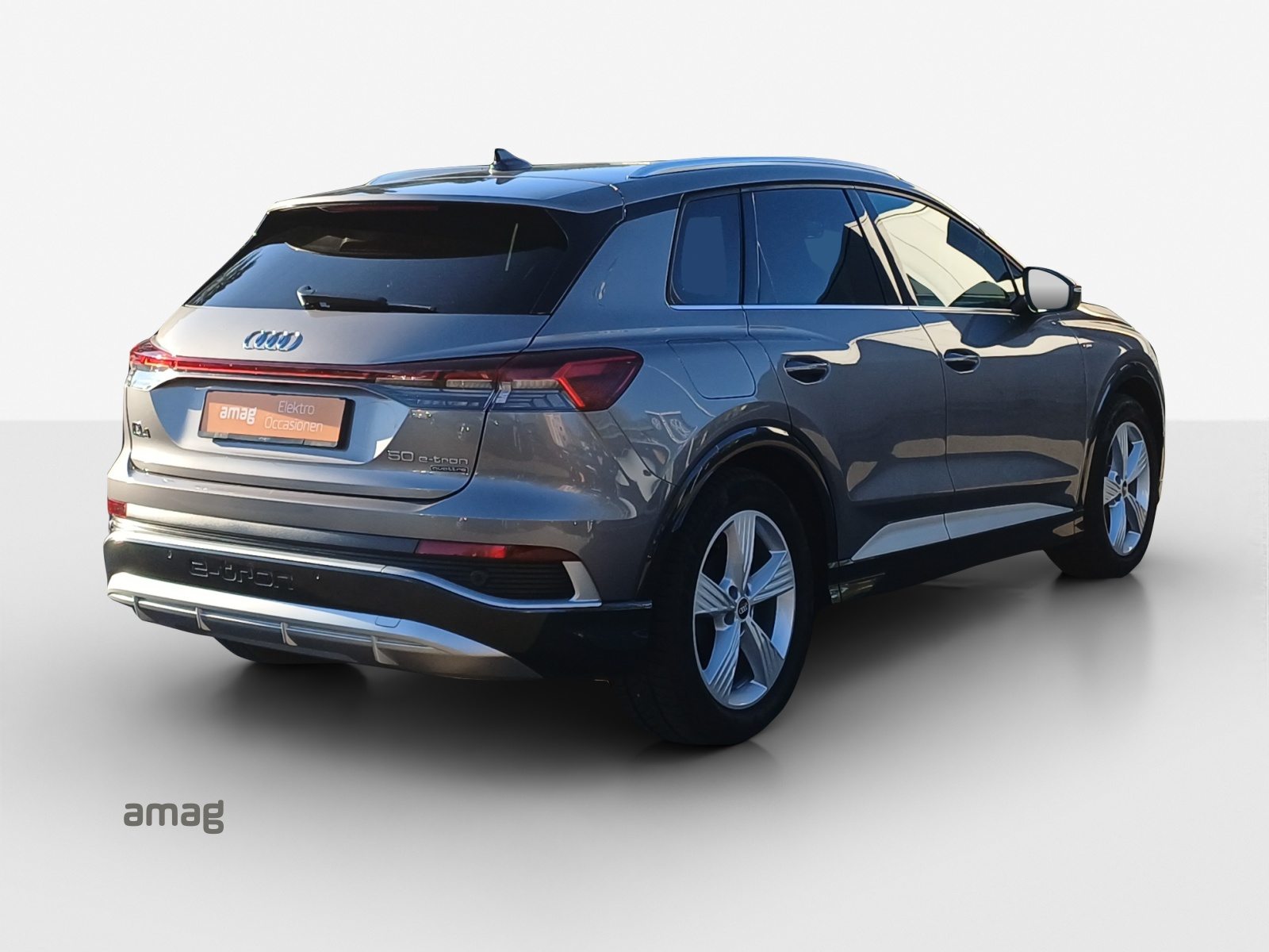 AUDI Q4 50 e-tron quattro, Électrique, Occasion / Utilisé, Automatique - 6
