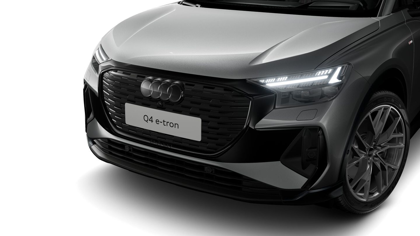 AUDI Q4 45 e-tron quattro Edition Swiss-Ski, Elektro, Occasion / Gebraucht, Automatik - 2