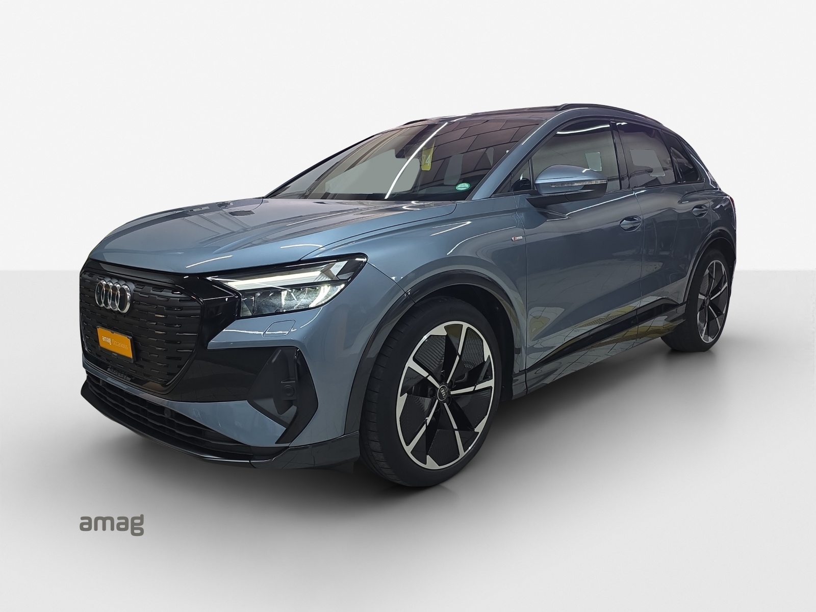 AUDI Q4 50 e-tron quattro