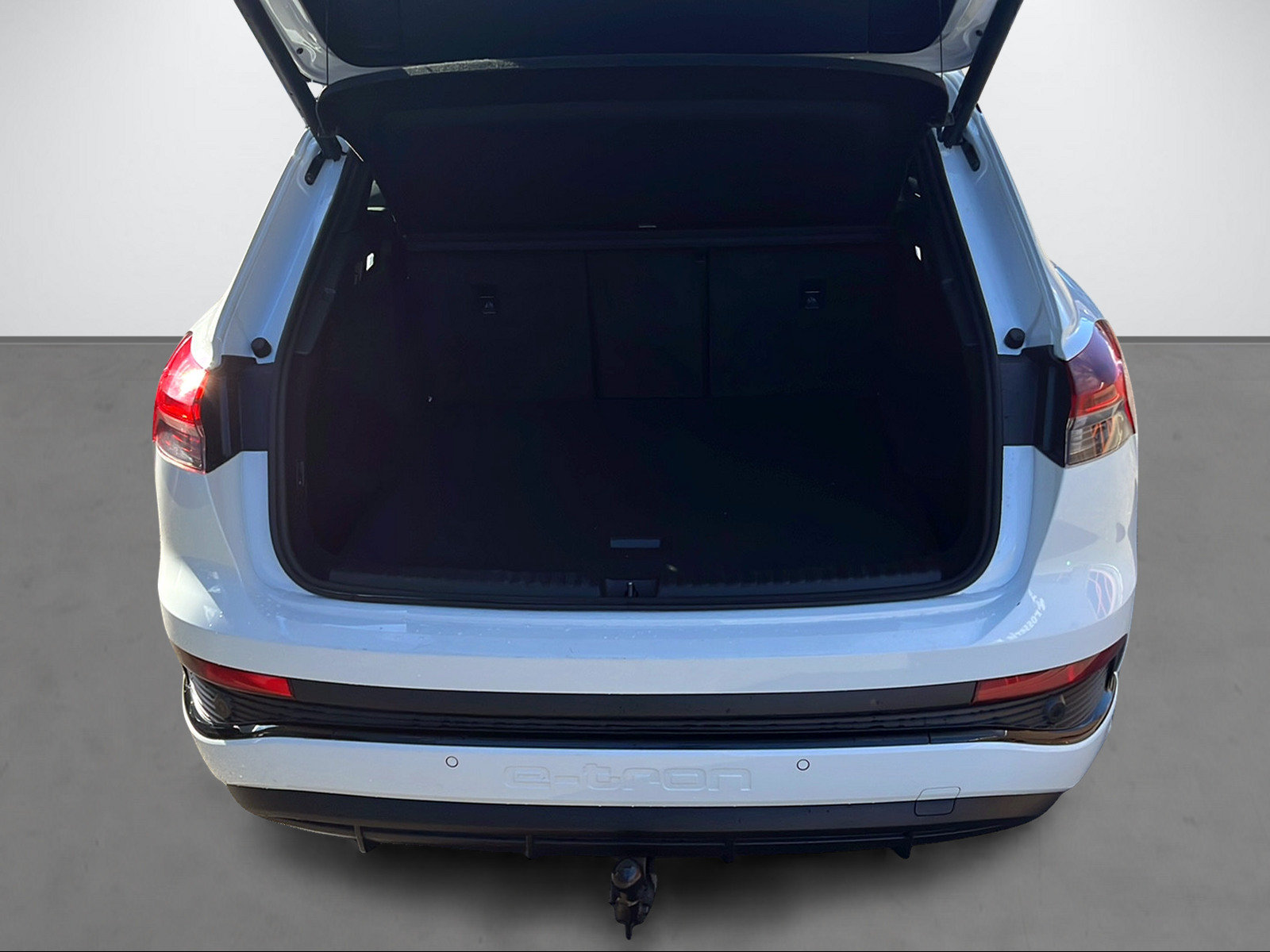 AUDI Q4 e-tron 50 quattro, Elektro, Occasion / Gebraucht, Automatik - 7