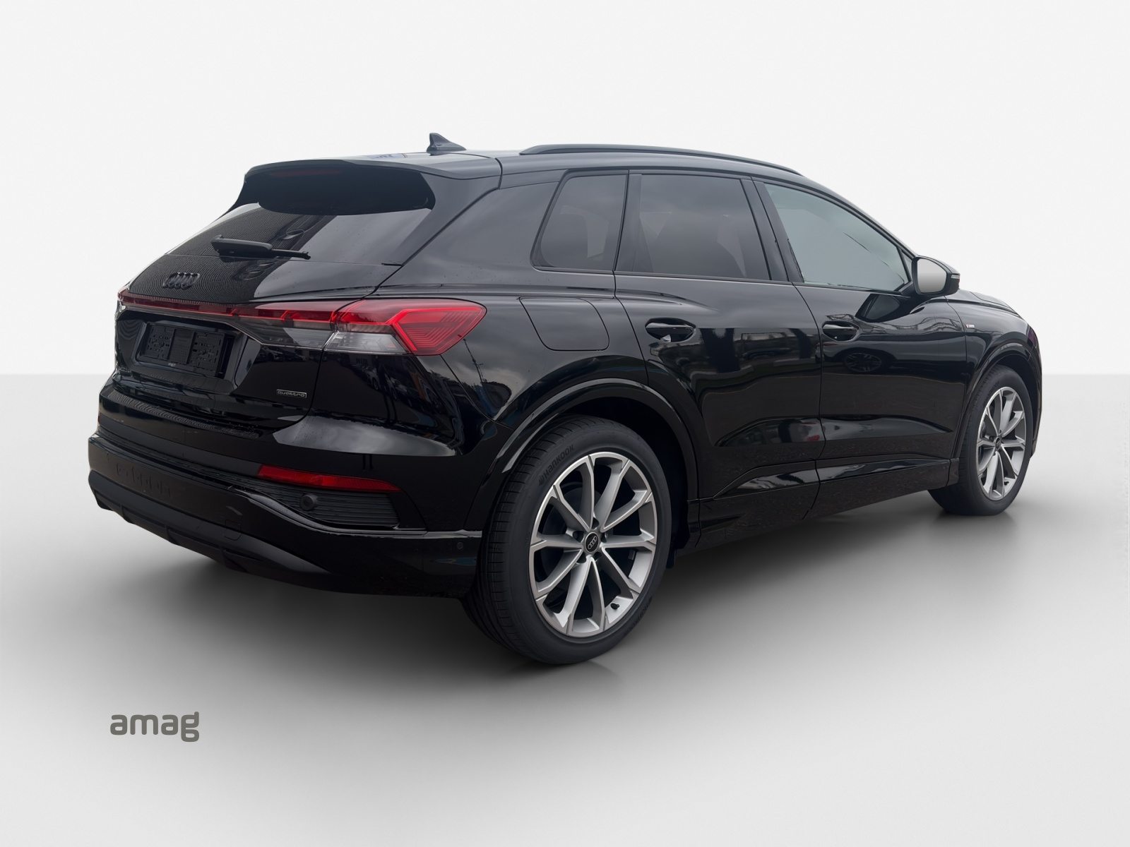 AUDI Q4 45 e-tron quattro Attraction, Elektro, Occasion / Gebraucht, Automatik - 5