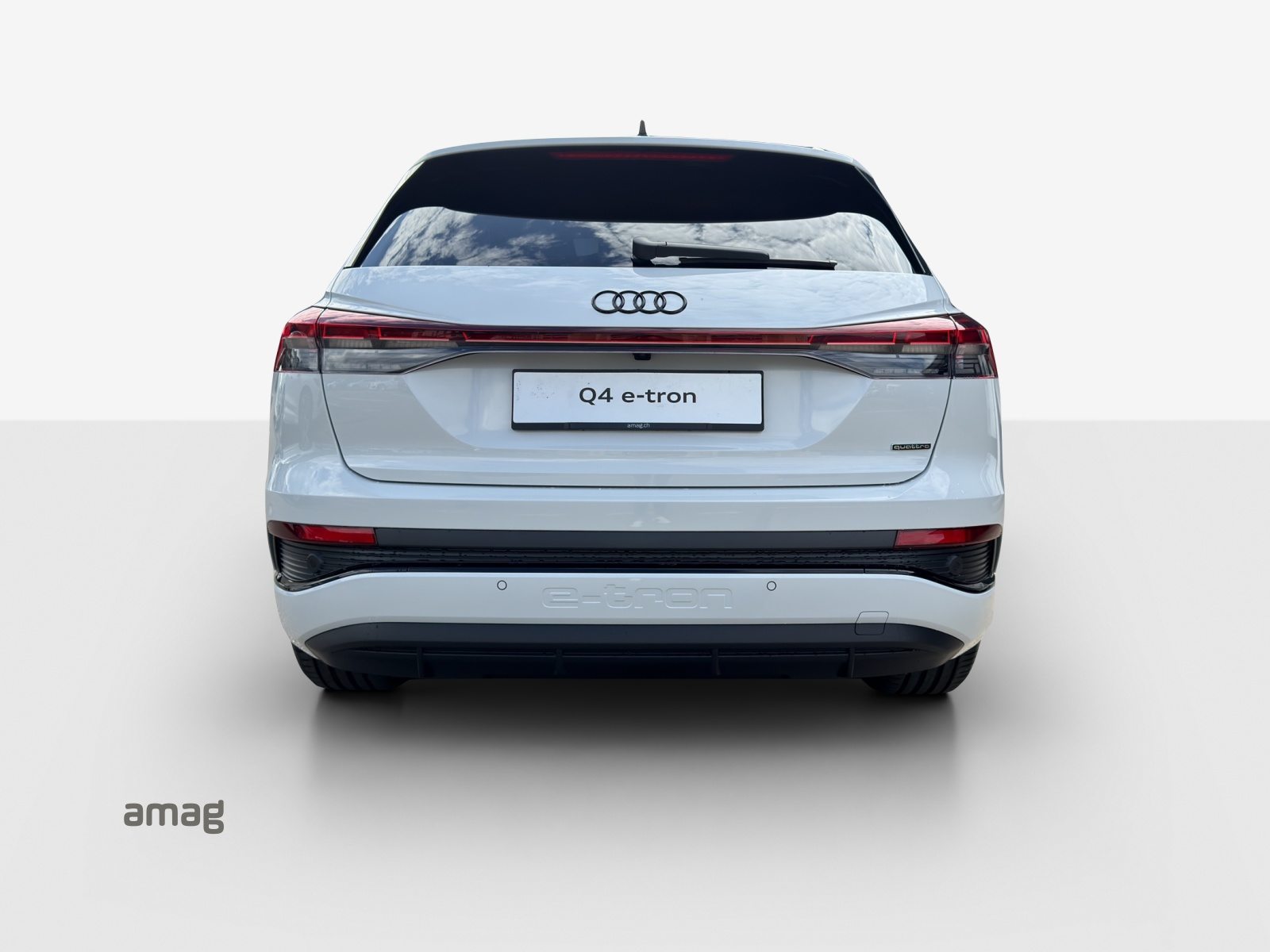 AUDI Q4 45 e-tron quattro Edition Swiss-Ski, Électrique, Occasion / Utilisé, Automatique - 5