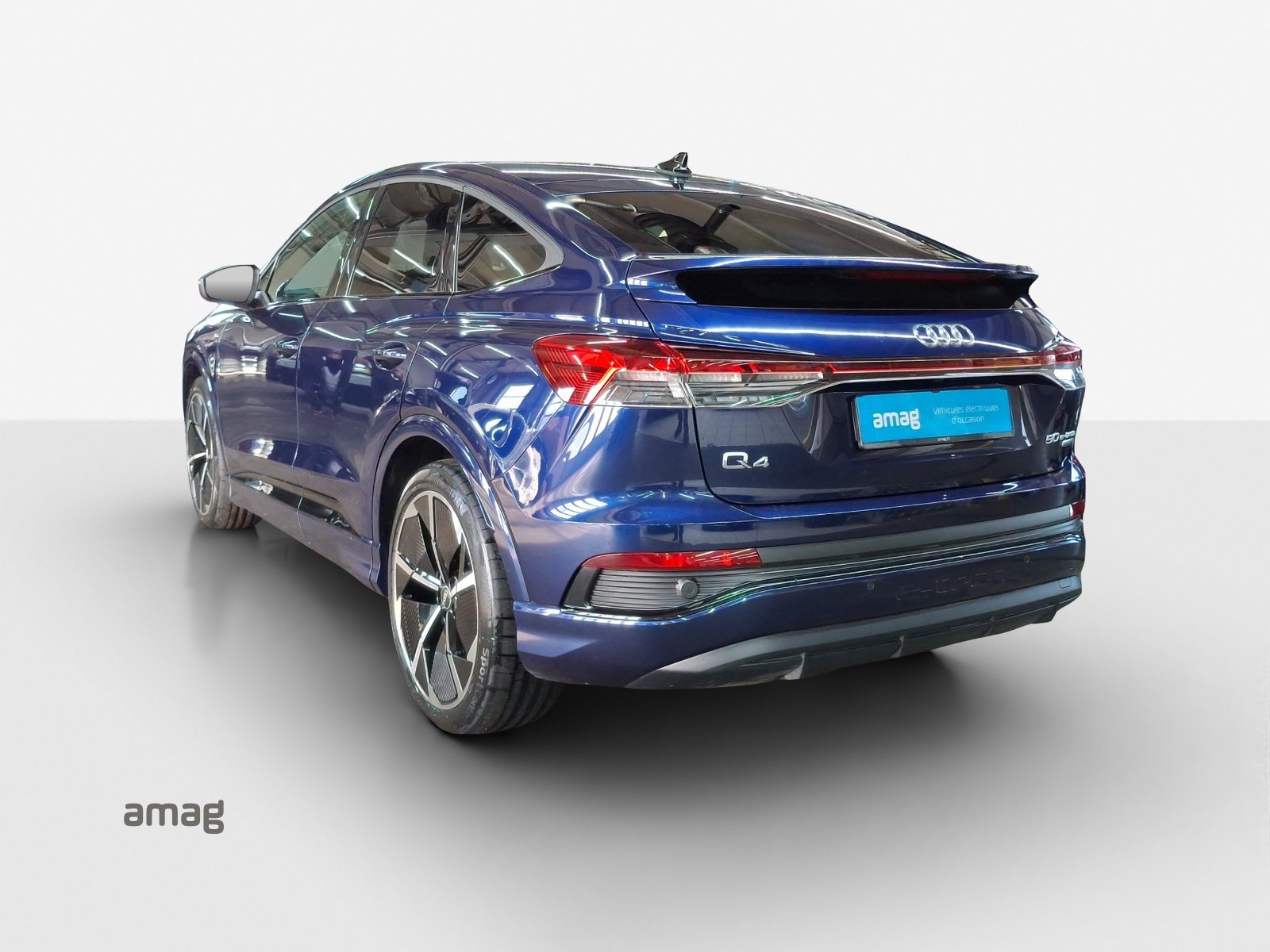 AUDI Q4 SB 50 e-tron quattro, Elektro, Occasion / Gebraucht, Automatik - 4