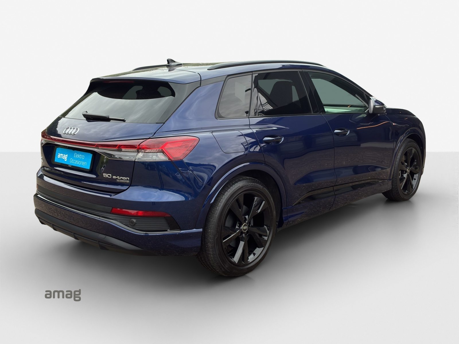 AUDI Q4 50 e-tron quattro, Elektro, Occasion / Gebraucht, Automatik - 5