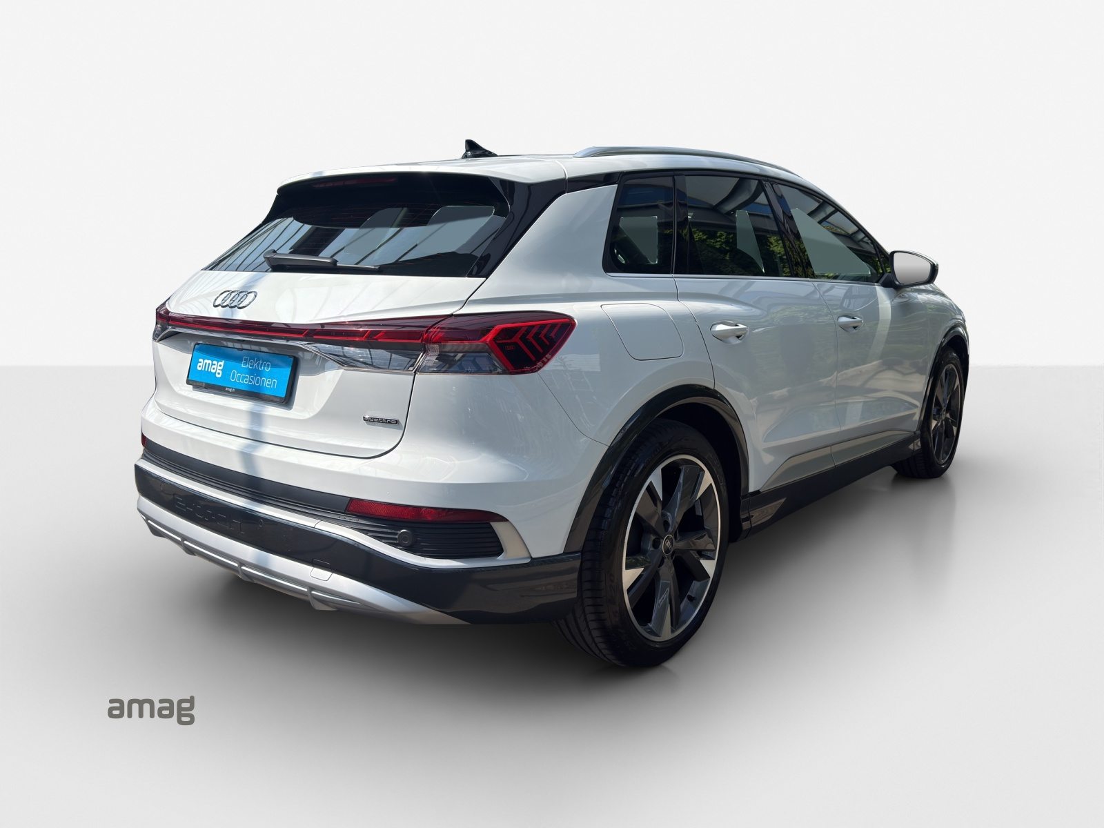 AUDI Q4 50 e-tron quattro, Électrique, Occasion / Utilisé, Automatique - 5
