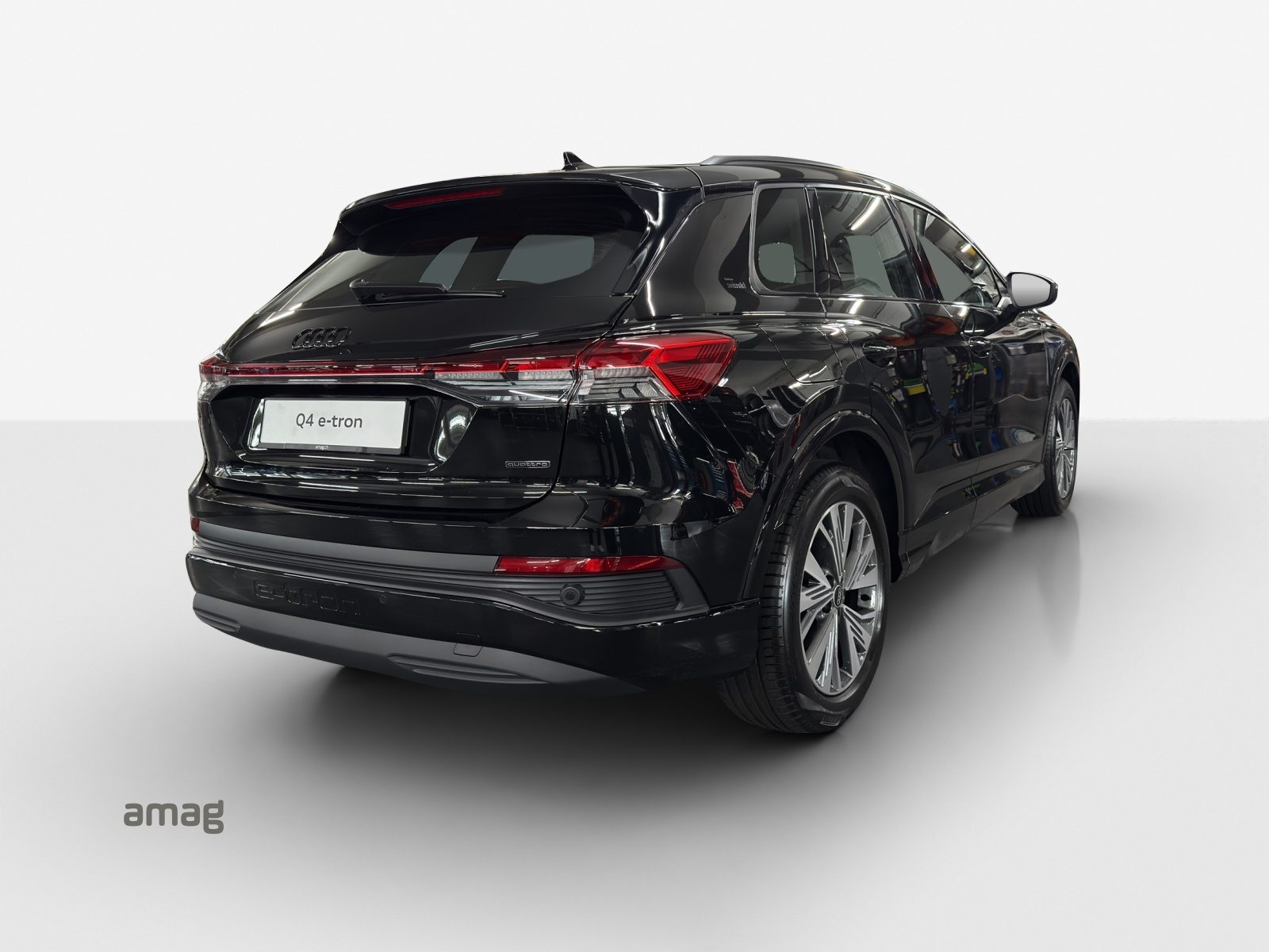 AUDI Q4 45 e-tron quattro Edition Swiss-Ski, Elektro, Occasion / Gebraucht, Automatik - 5