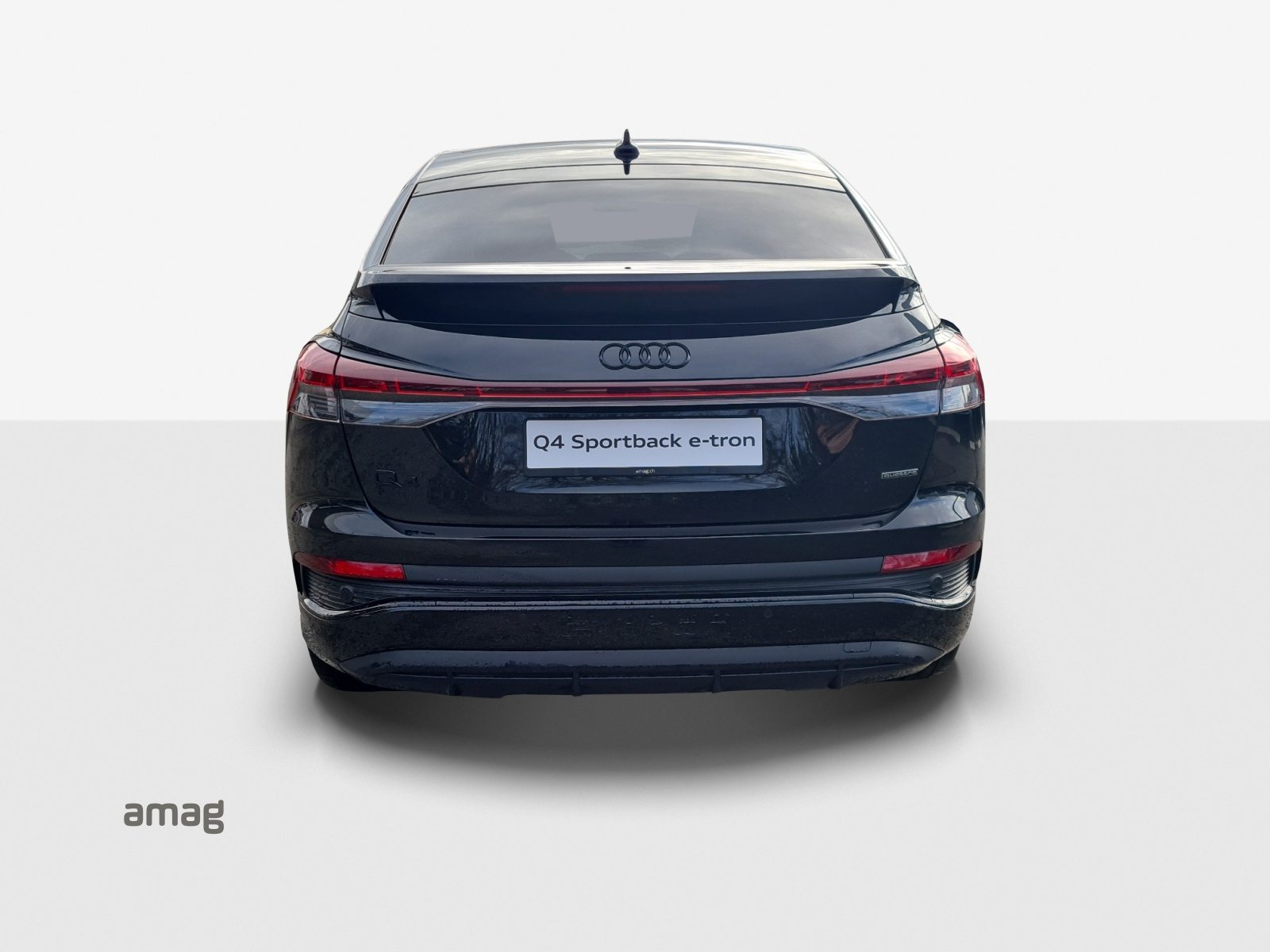 AUDI Q4 SB 50 e-tron quattro, Elektro, Occasion / Gebraucht, Automatik - 7