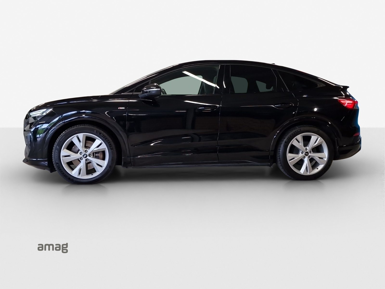 AUDI Q4 SB 50 e-tron quattro, Électrique, Occasion / Utilisé, Automatique - 2