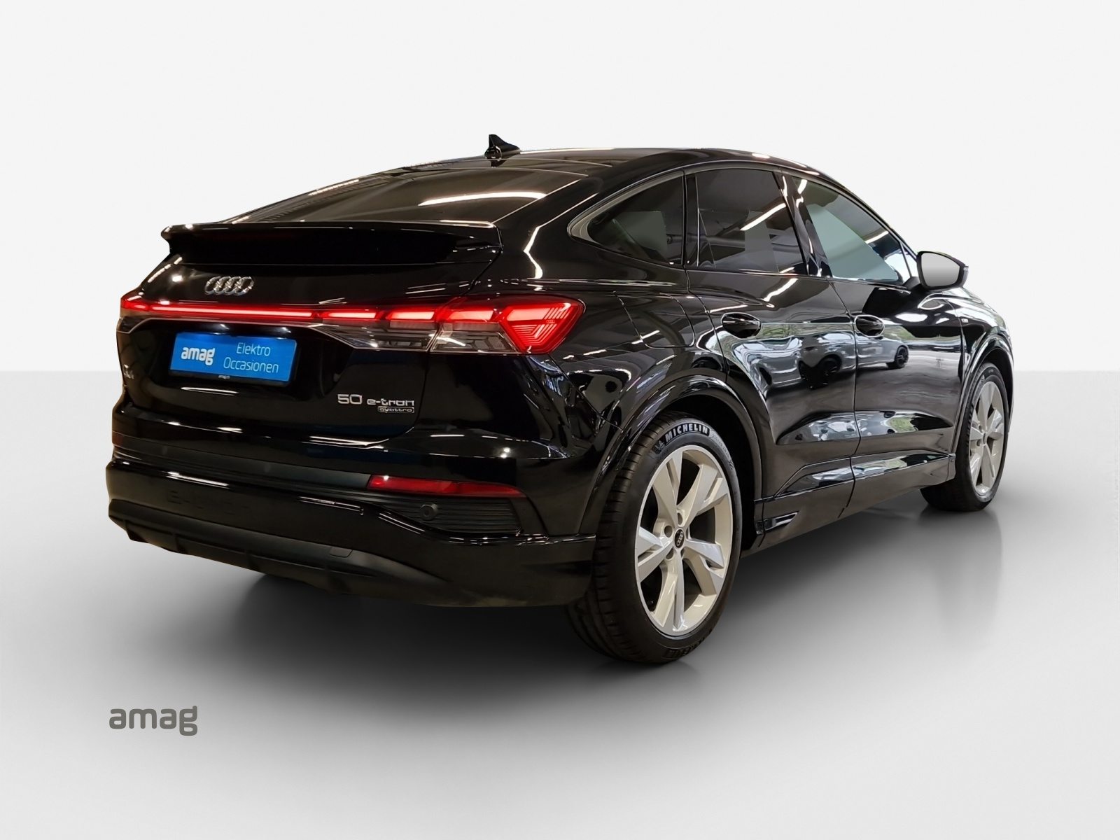 AUDI Q4 SB 50 e-tron quattro, Électrique, Occasion / Utilisé, Automatique - 6