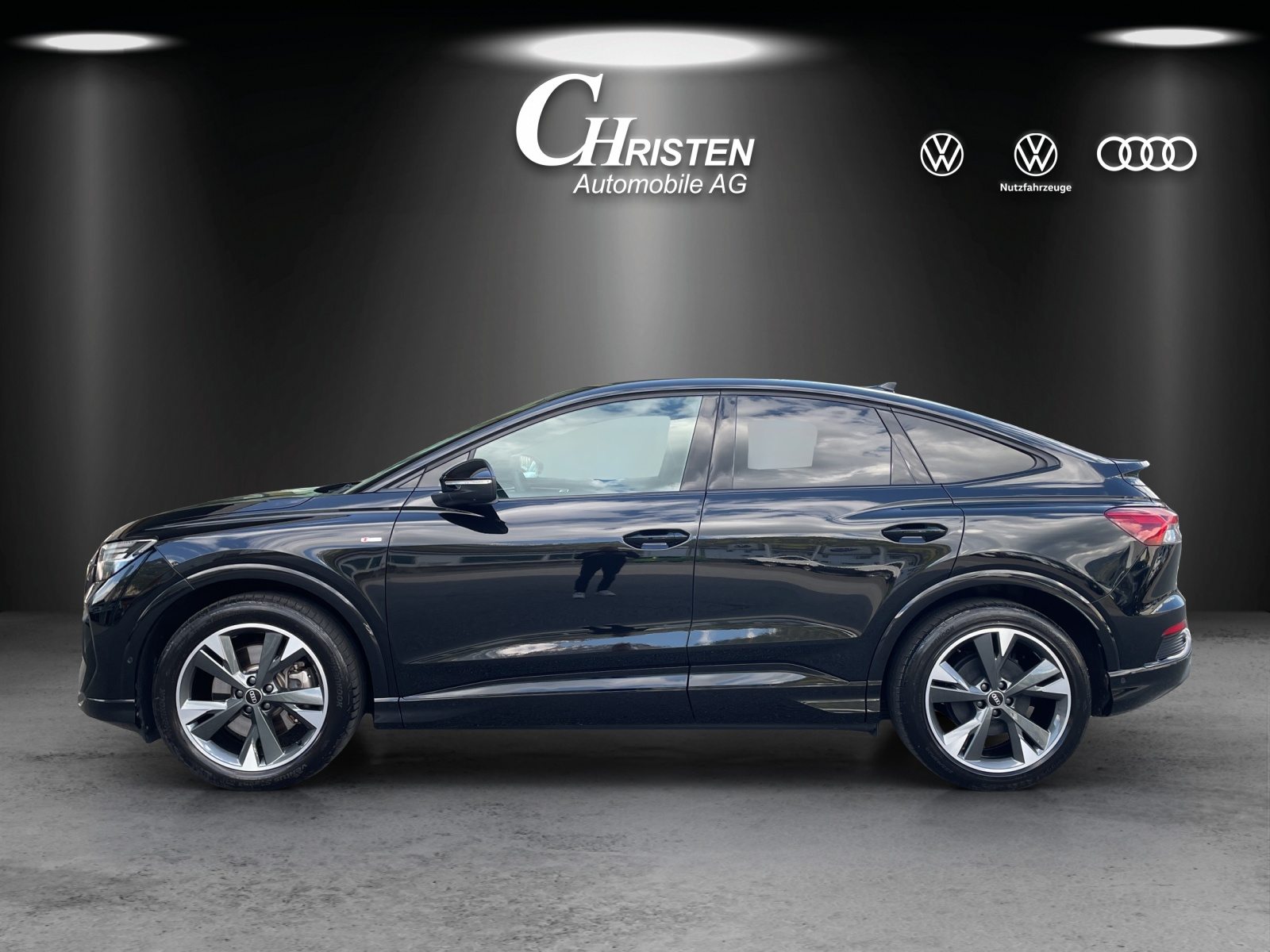 AUDI Q4 SB 50 e-tron quattro, Elektro, Occasion / Gebraucht, Automatik - 2
