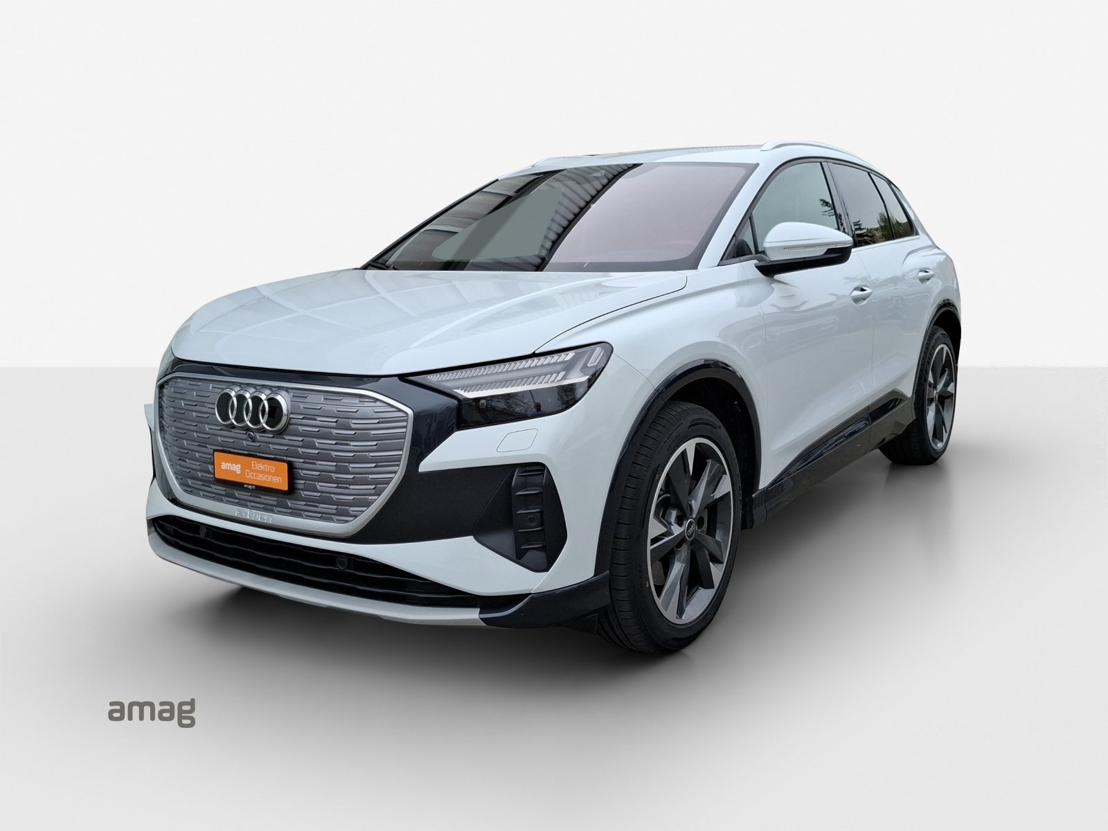 AUDI Q4 55 e-tron quattro, Elektro, Occasion / Gebraucht, Automatik