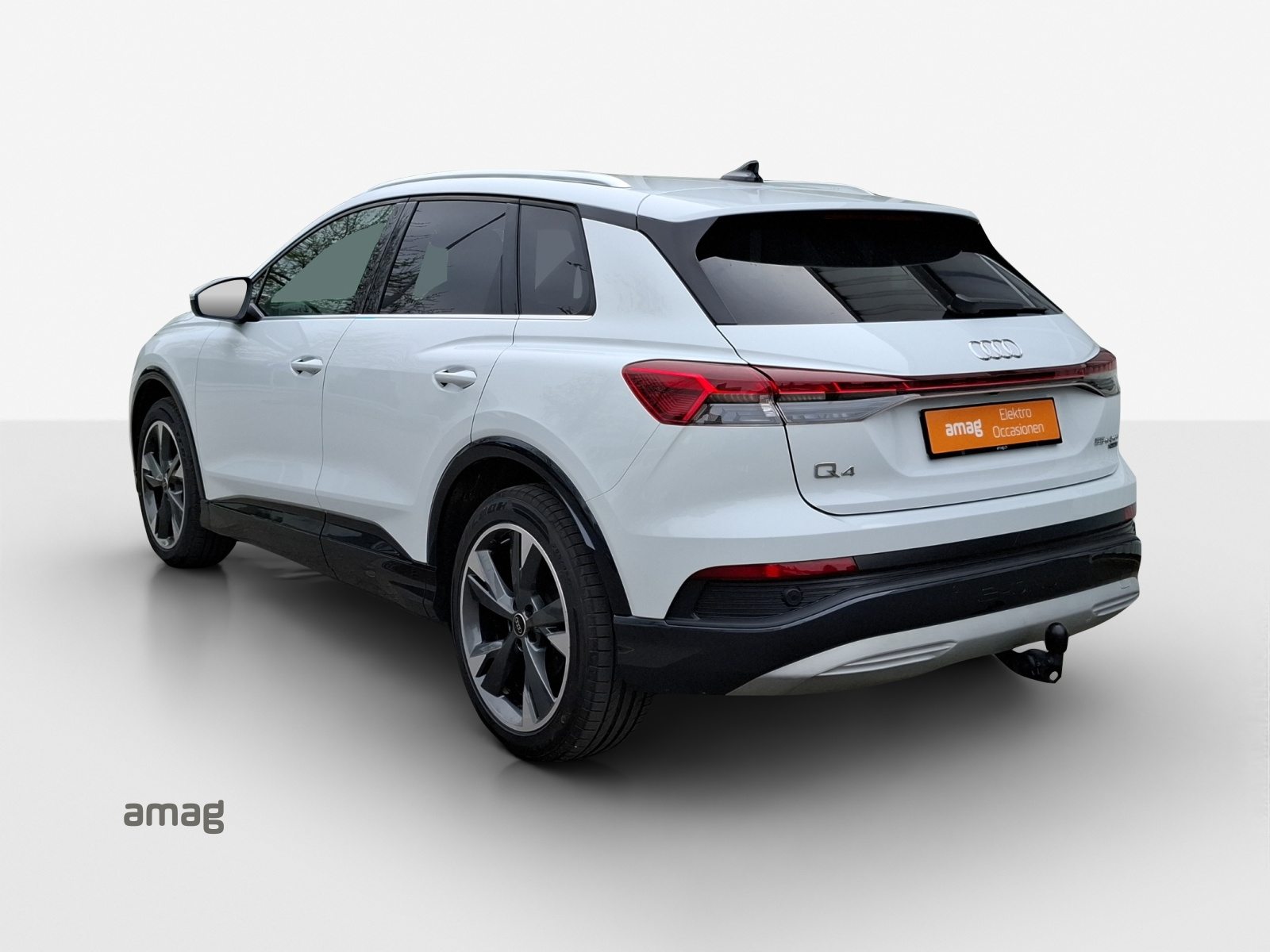 AUDI Q4 55 e-tron quattro, Elektro, Occasion / Gebraucht, Automatik - 3