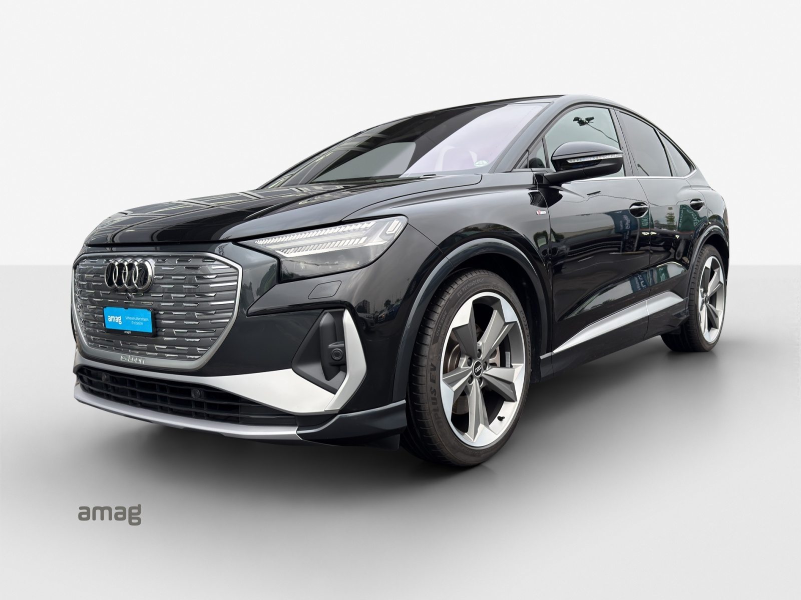 AUDI Q4 SB 50 e-tron quattro