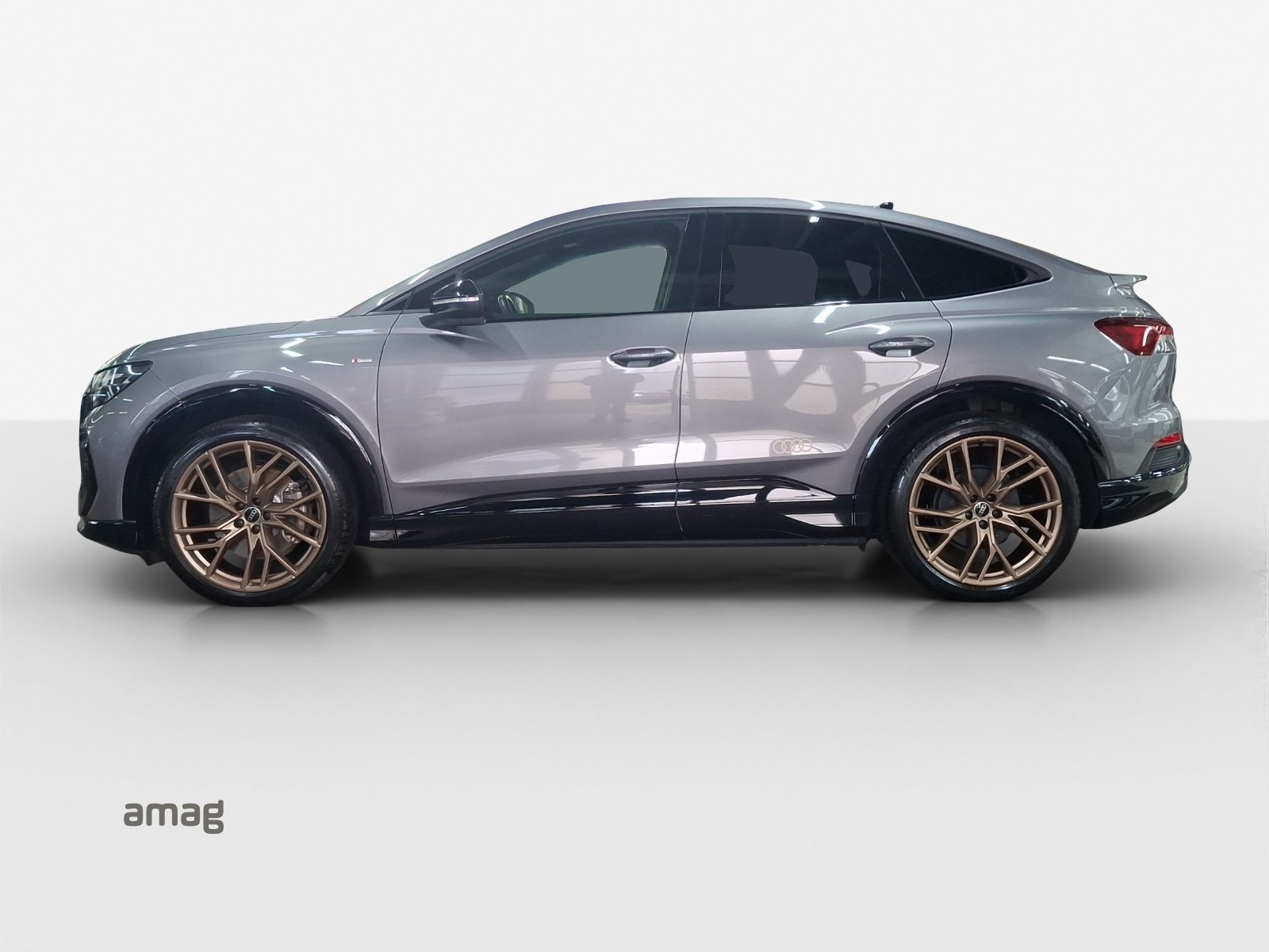 AUDI Q4 SB 50 e-tron quattro, Elektro, Occasion / Gebraucht, Automatik - 2