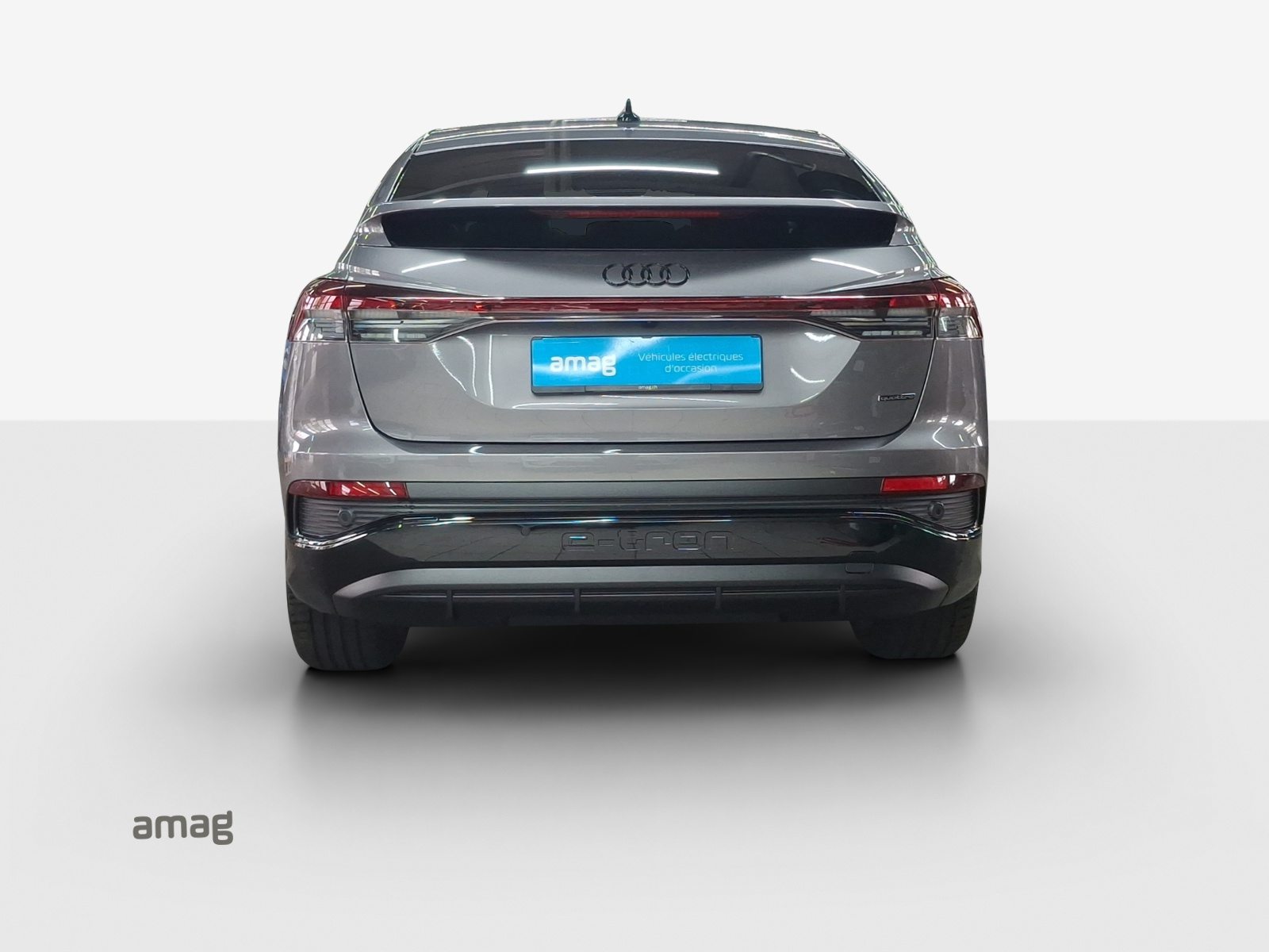 AUDI Q4 SB 50 e-tron quattro, Elektro, Occasion / Gebraucht, Automatik - 5