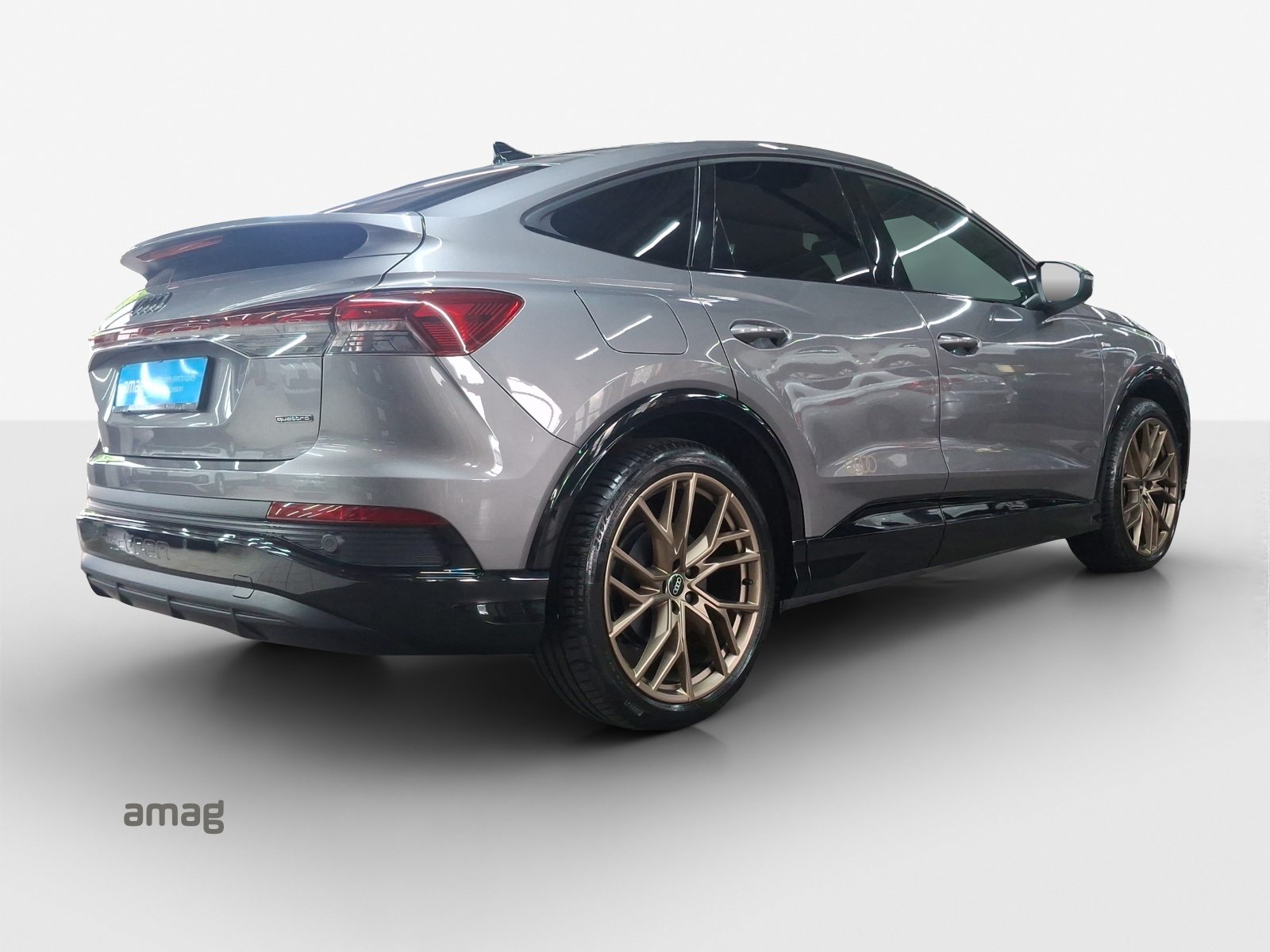 AUDI Q4 SB 50 e-tron quattro, Elektro, Occasion / Gebraucht, Automatik - 6