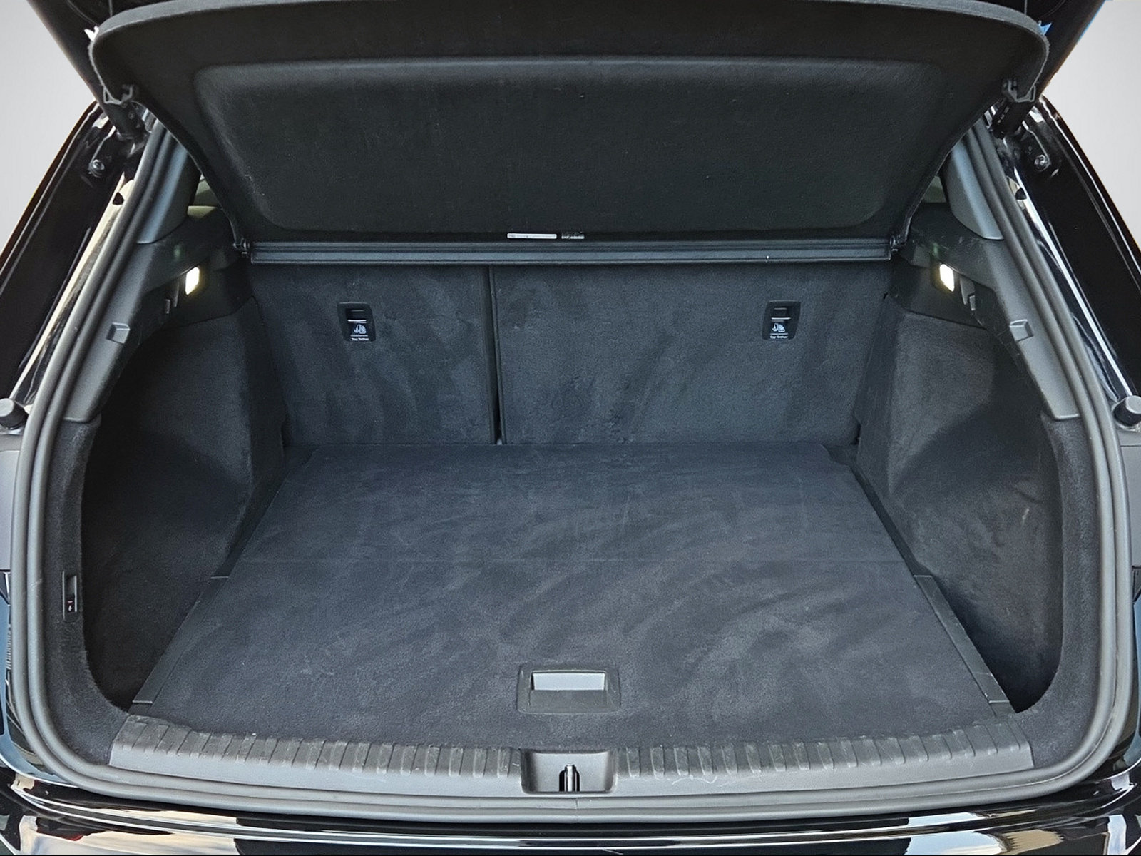 AUDI Q4 e-tron 50 quattro, Elektro, Occasion / Gebraucht, Automatik - 7
