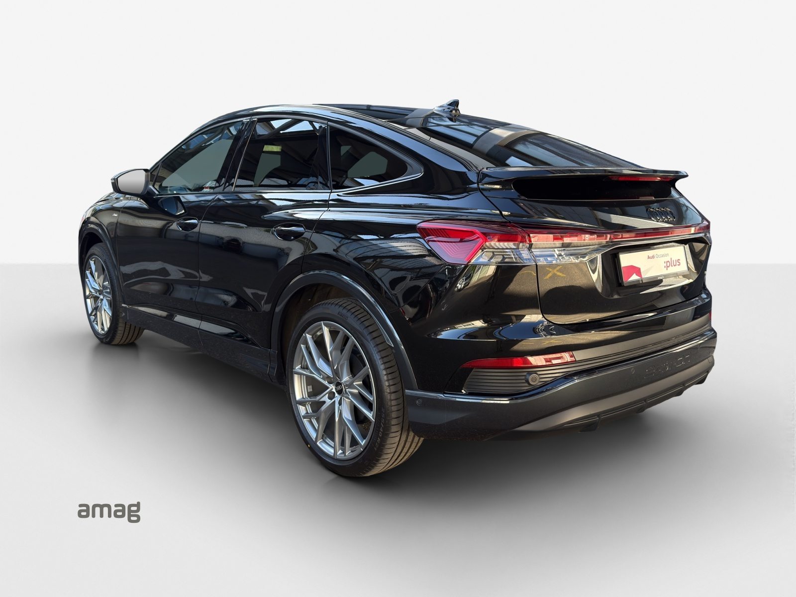AUDI Q4 SB 55 e-tron quattro, Électrique, Occasion / Utilisé, Automatique - 3