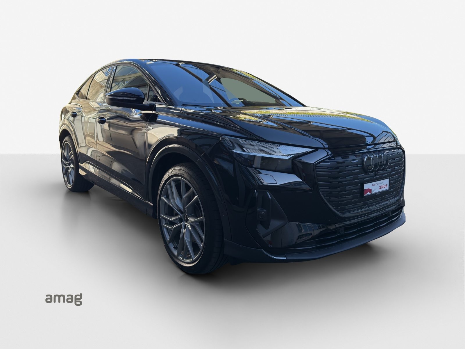 AUDI Q4 SB 55 e-tron quattro, Électrique, Occasion / Utilisé, Automatique - 7