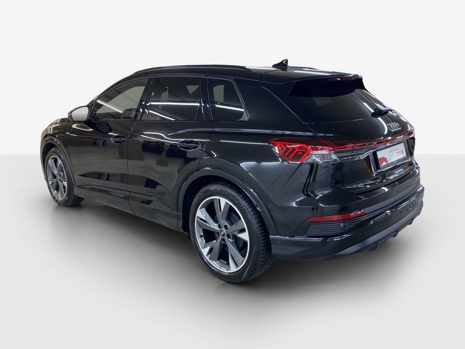 AUDI Q4 45 e-tron quattro, Électrique, Occasion / Utilisé, Automatique - 3