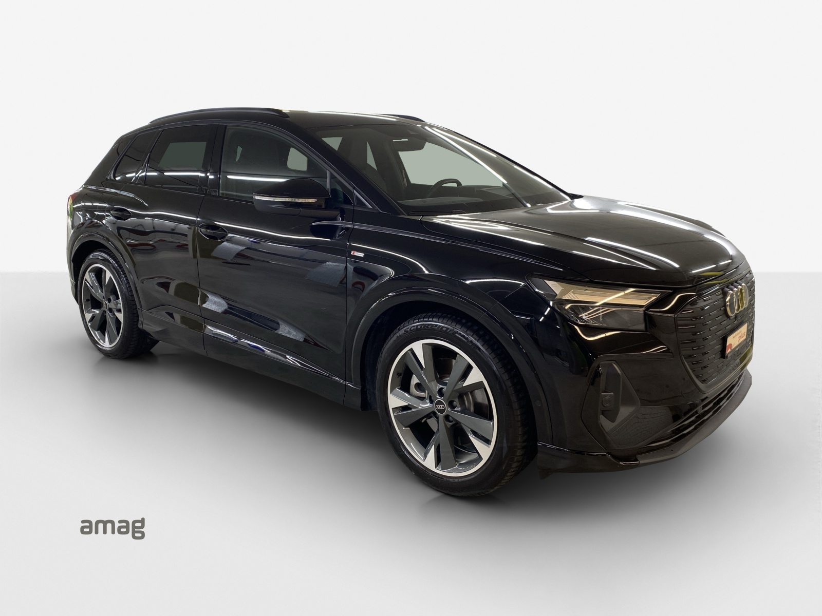 AUDI Q4 45 e-tron quattro, Électrique, Occasion / Utilisé, Automatique - 6