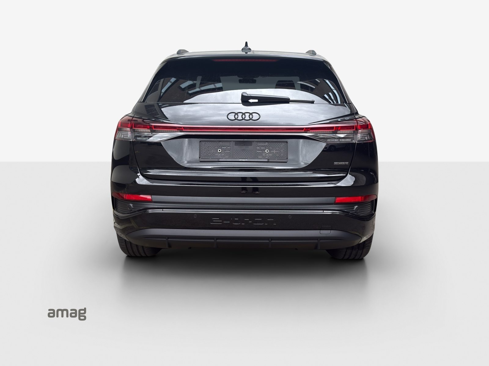 AUDI Q4 45 e-tron quattro Edition Swiss-Ski, Électrique, Occasion / Utilisé, Automatique - 5