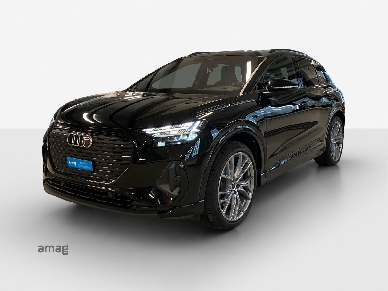 AUDI Q4 50 e-tron quattro