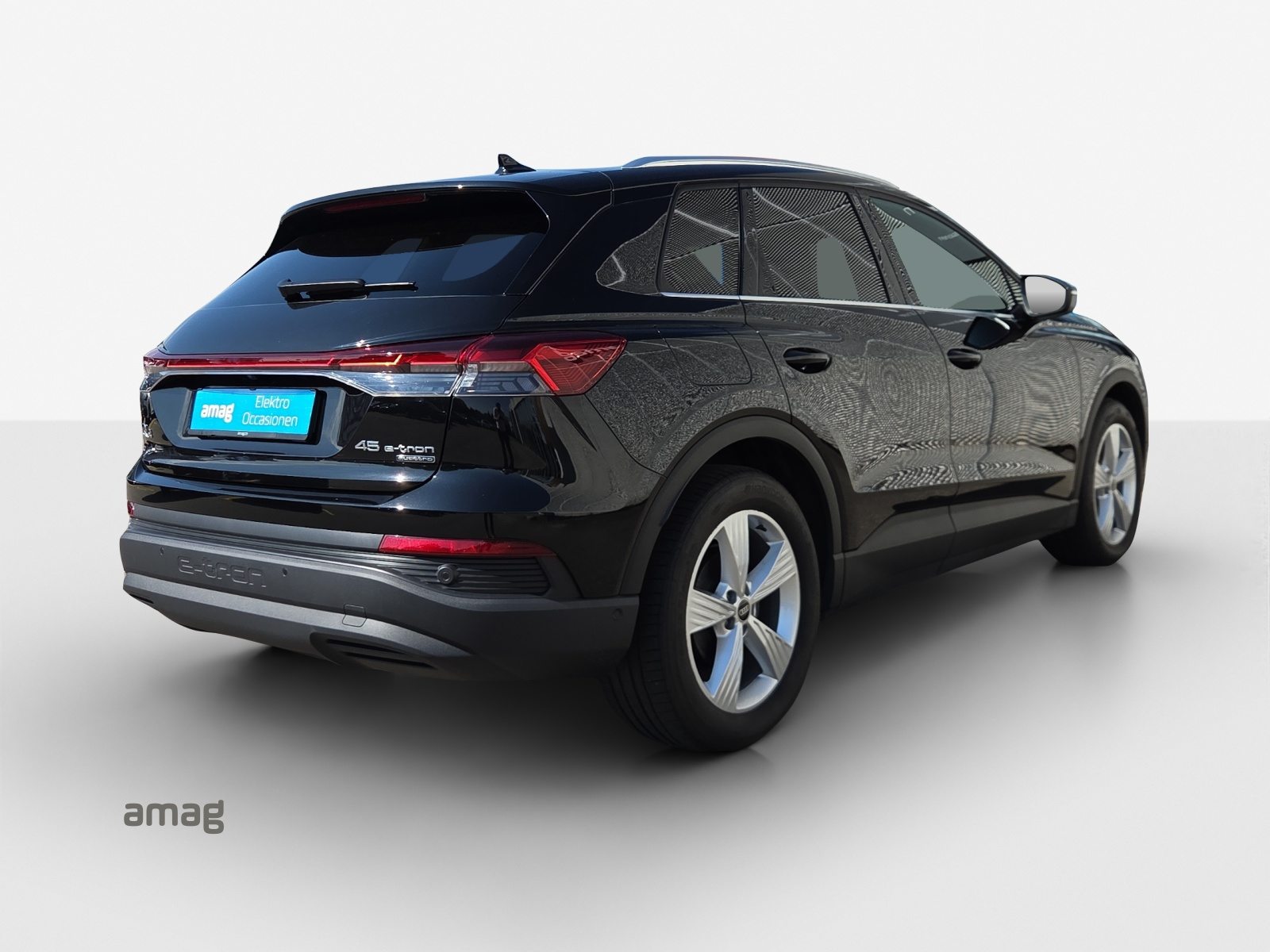 AUDI Q4 45 e-tron quattro, Électrique, Occasion / Utilisé, Automatique - 5