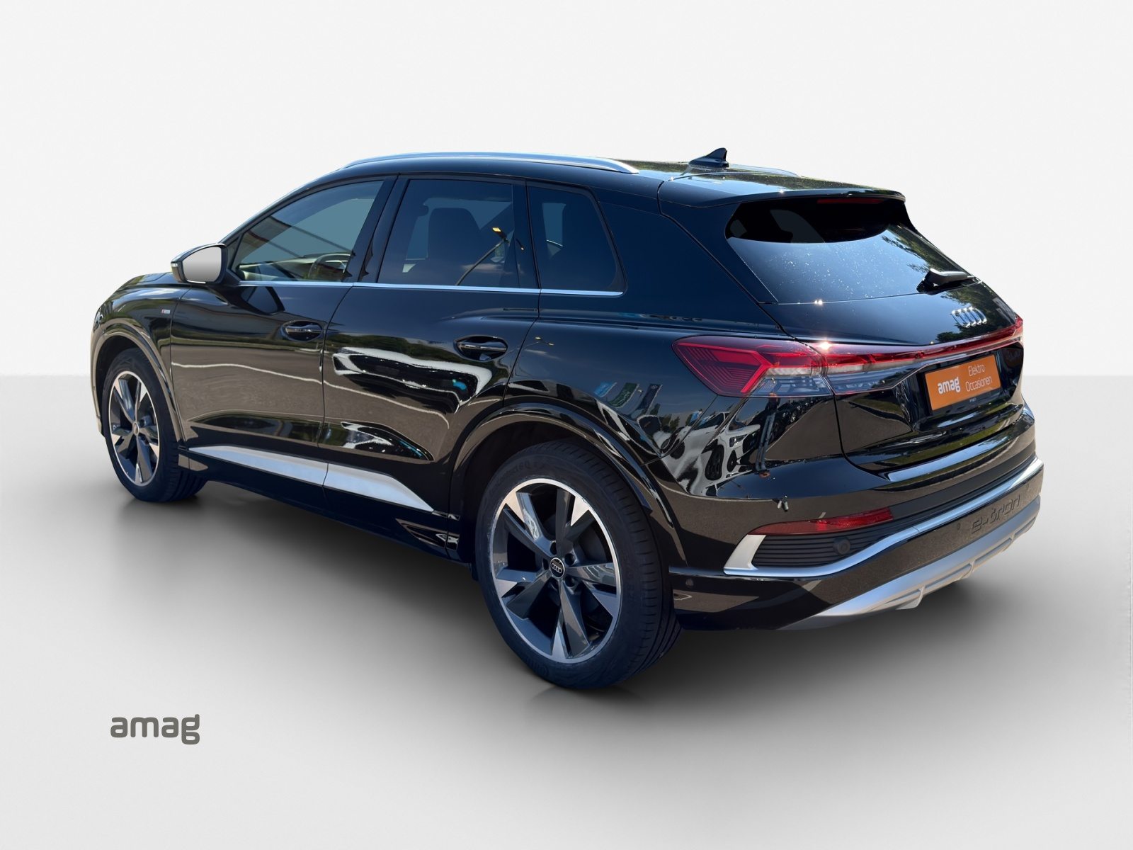 AUDI Q4 40 e-tron, Elektro, Occasion / Gebraucht, Automatik - 4