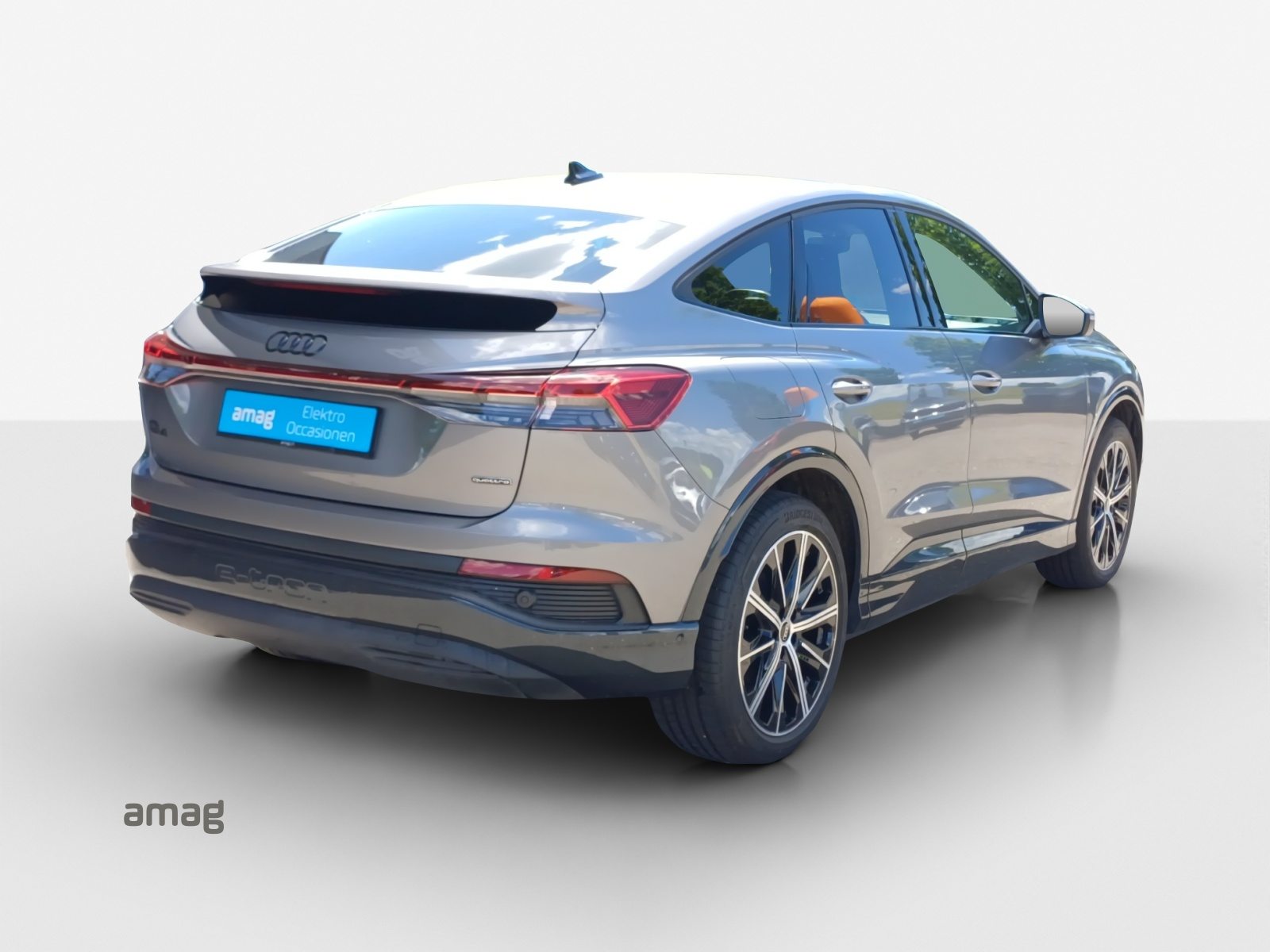 AUDI Q4 SB 50 e-tron quattro, Électrique, Occasion / Utilisé, Automatique - 6