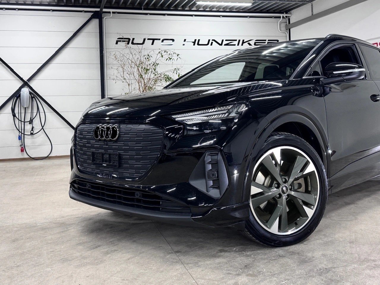 AUDI Q4 e-tron 45 S-Line Black-Optik quattro / 82kWh / Assis, Elettrica, Occasioni / Usate, Automatico - 2