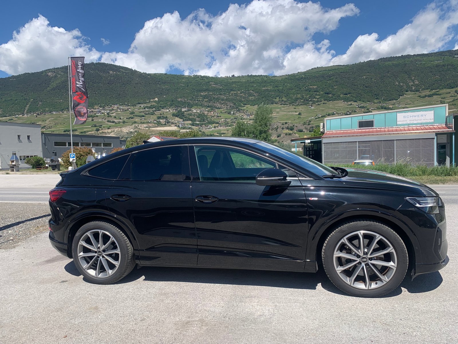 AUDI Q4 e-tron 50 quattro, Électrique, Occasion / Utilisé, Automatique - 4